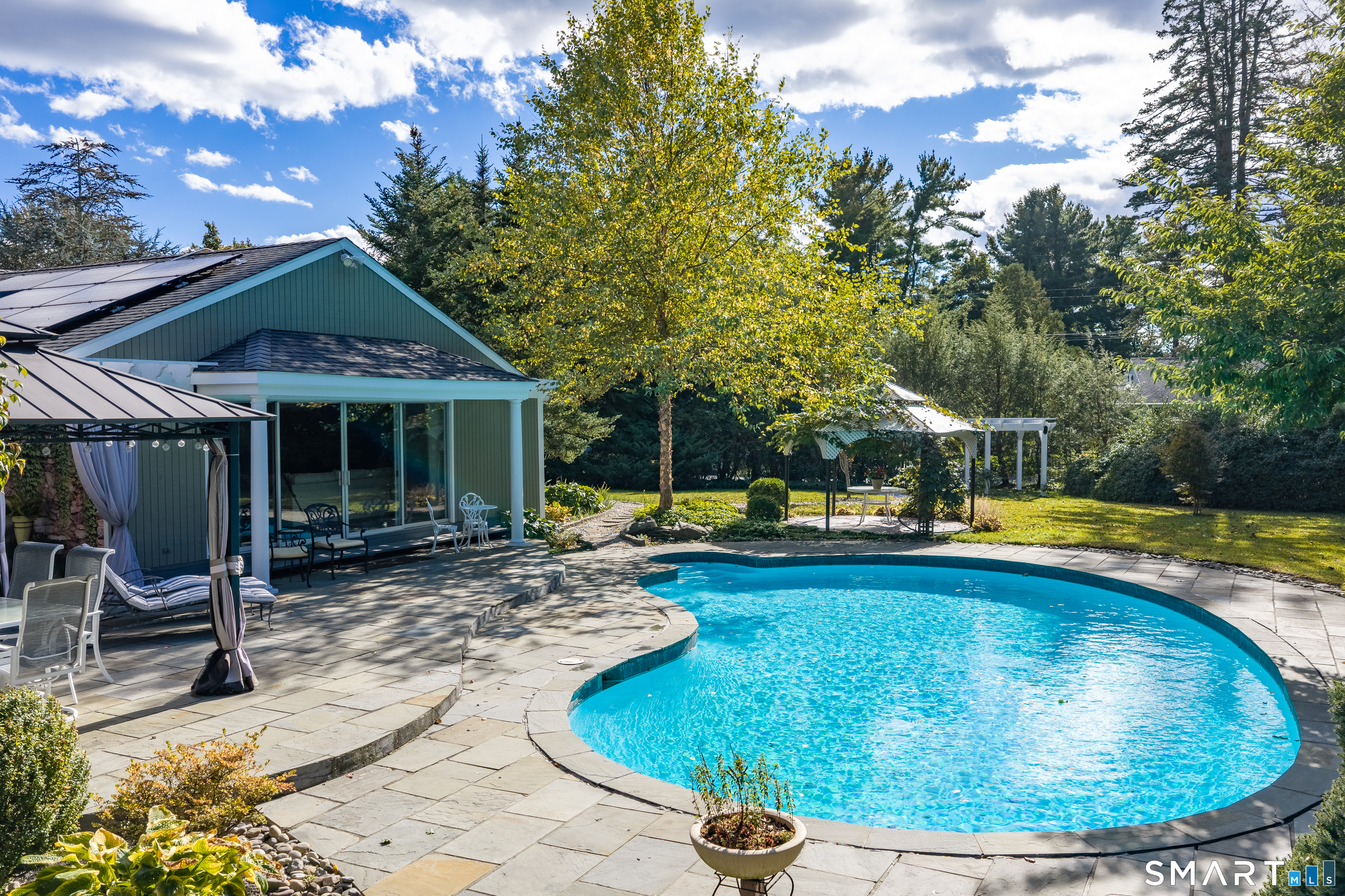 3 Dogwood Drive, King St., Danbury, CT 06811