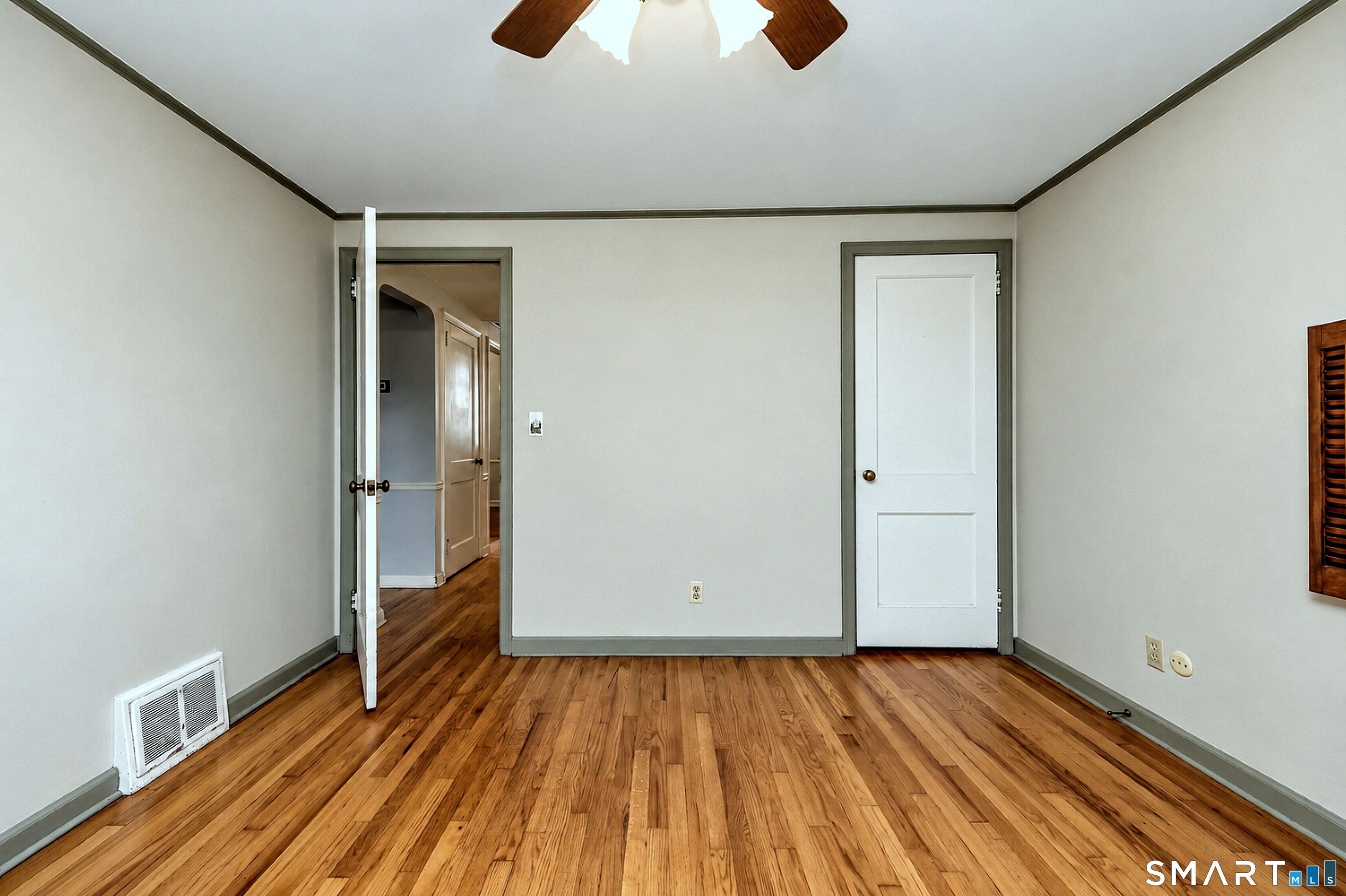 295 Reid photo 19