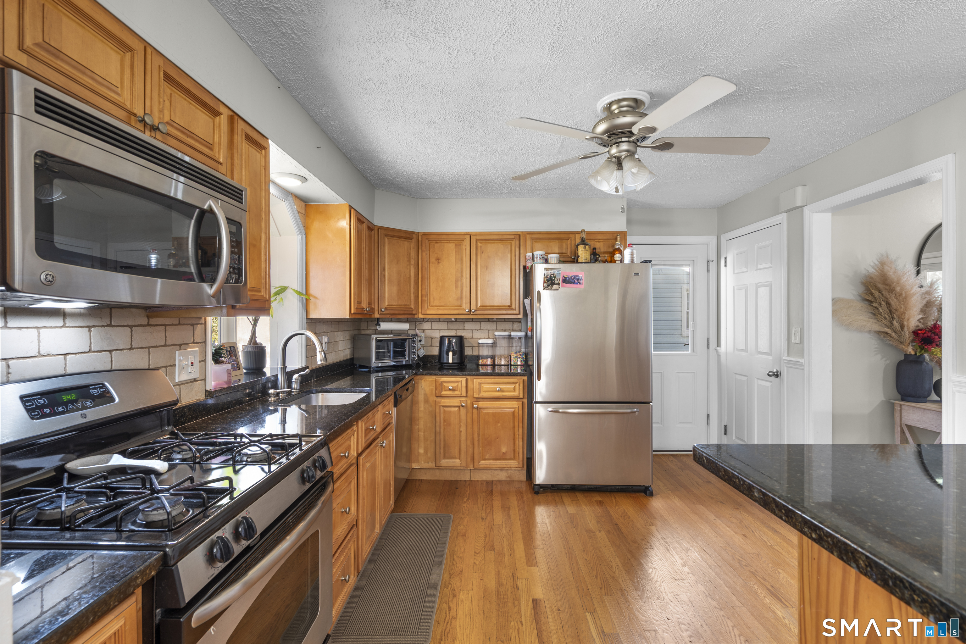 142 Cambridge photo 13
