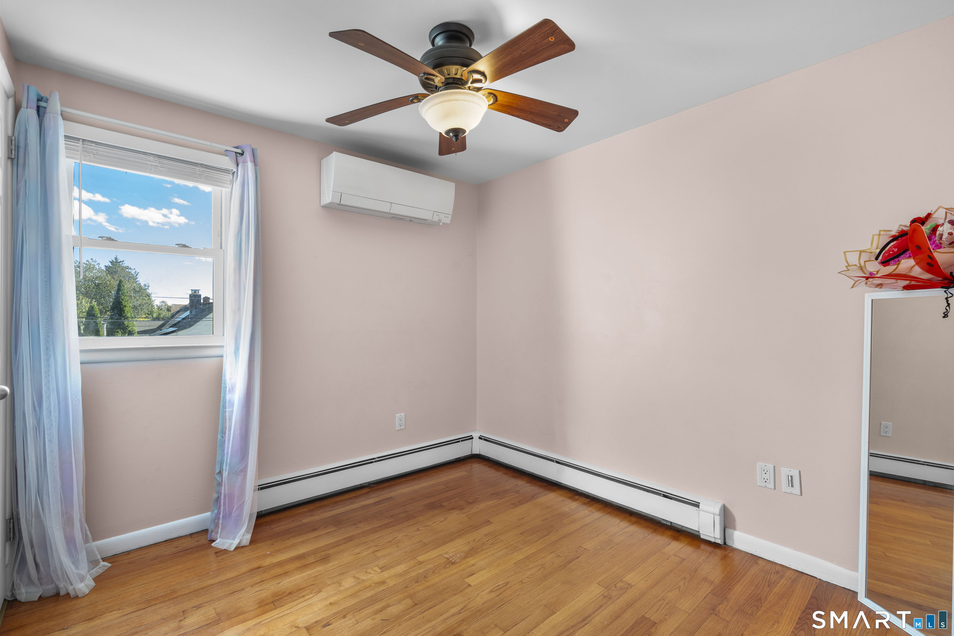 142 Cambridge photo 24
