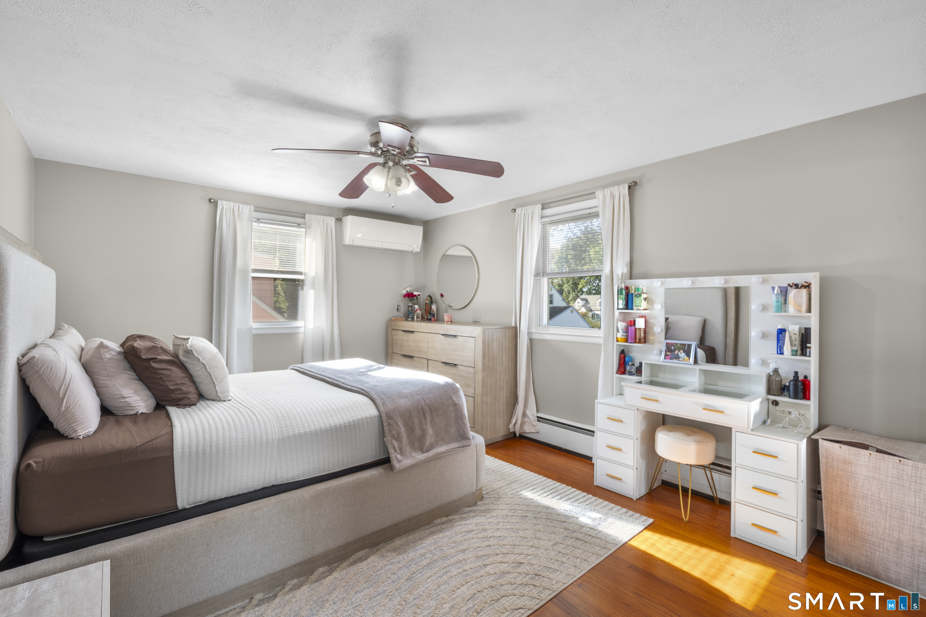 142 Cambridge photo 21