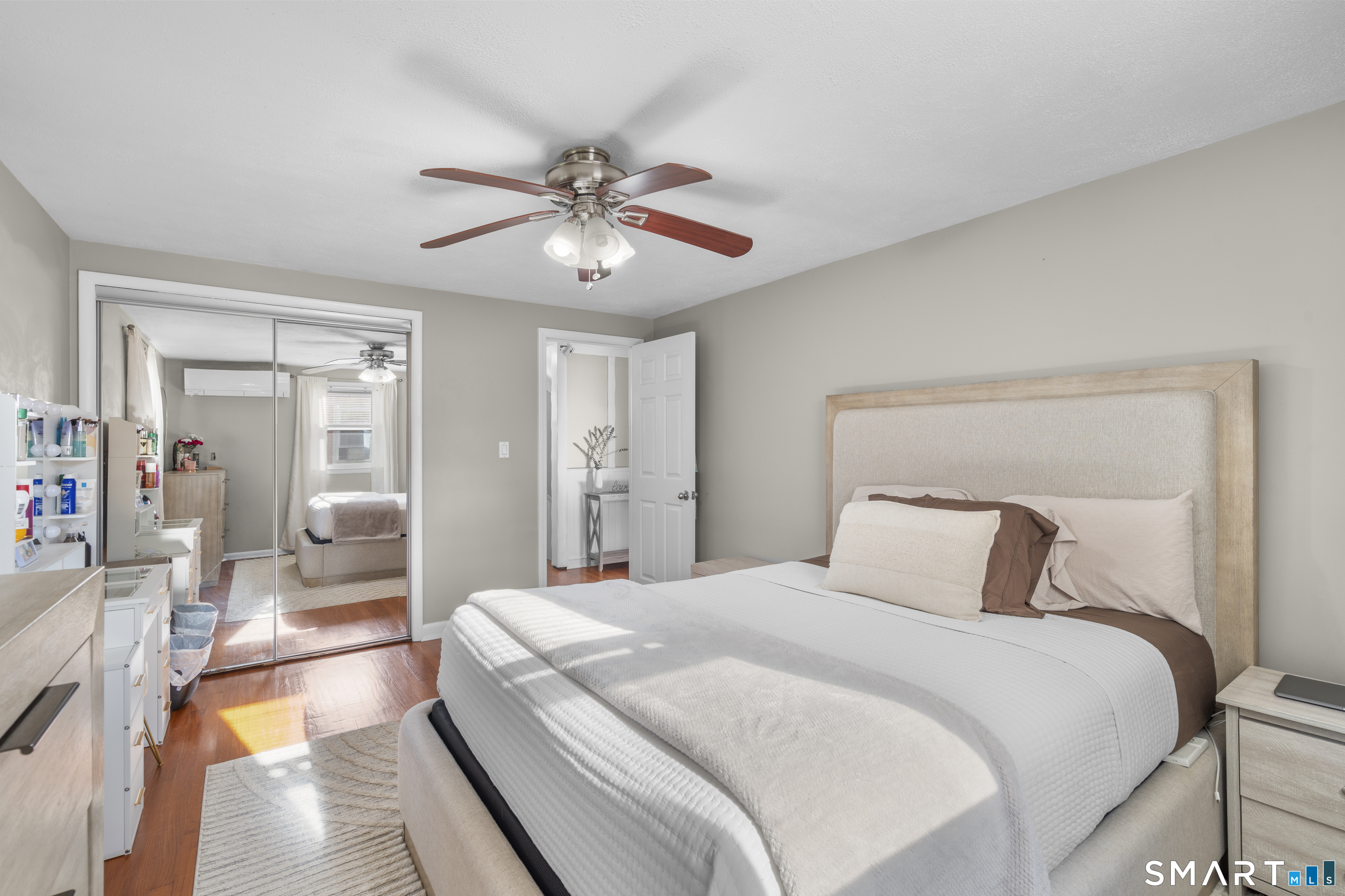 142 Cambridge photo 23