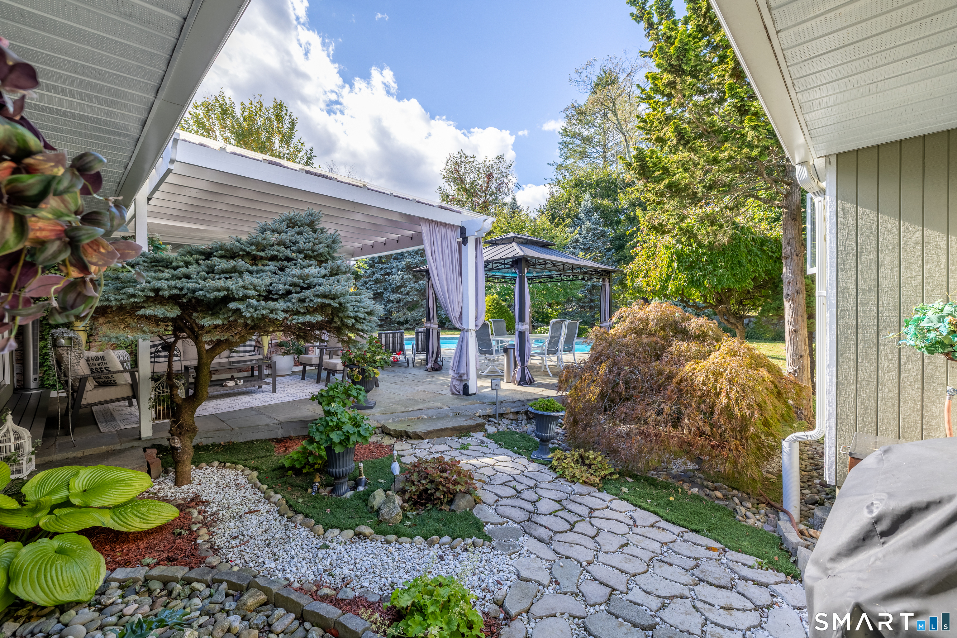 3 Dogwood Drive, King St., Danbury, CT 06811