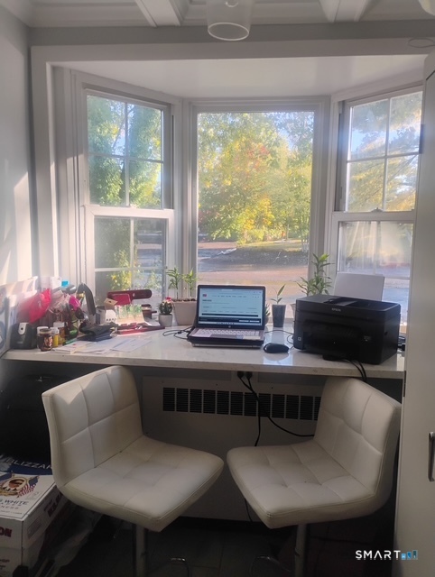 Foto 6 de Casa en venta en 200 Griffin Avenue, Bridgeport, CT — $650,000