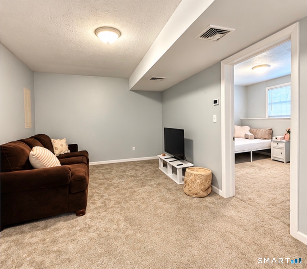 400 Broadway photo 11