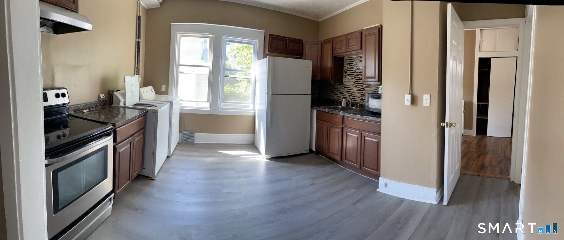 8 Dudley Street photo 10