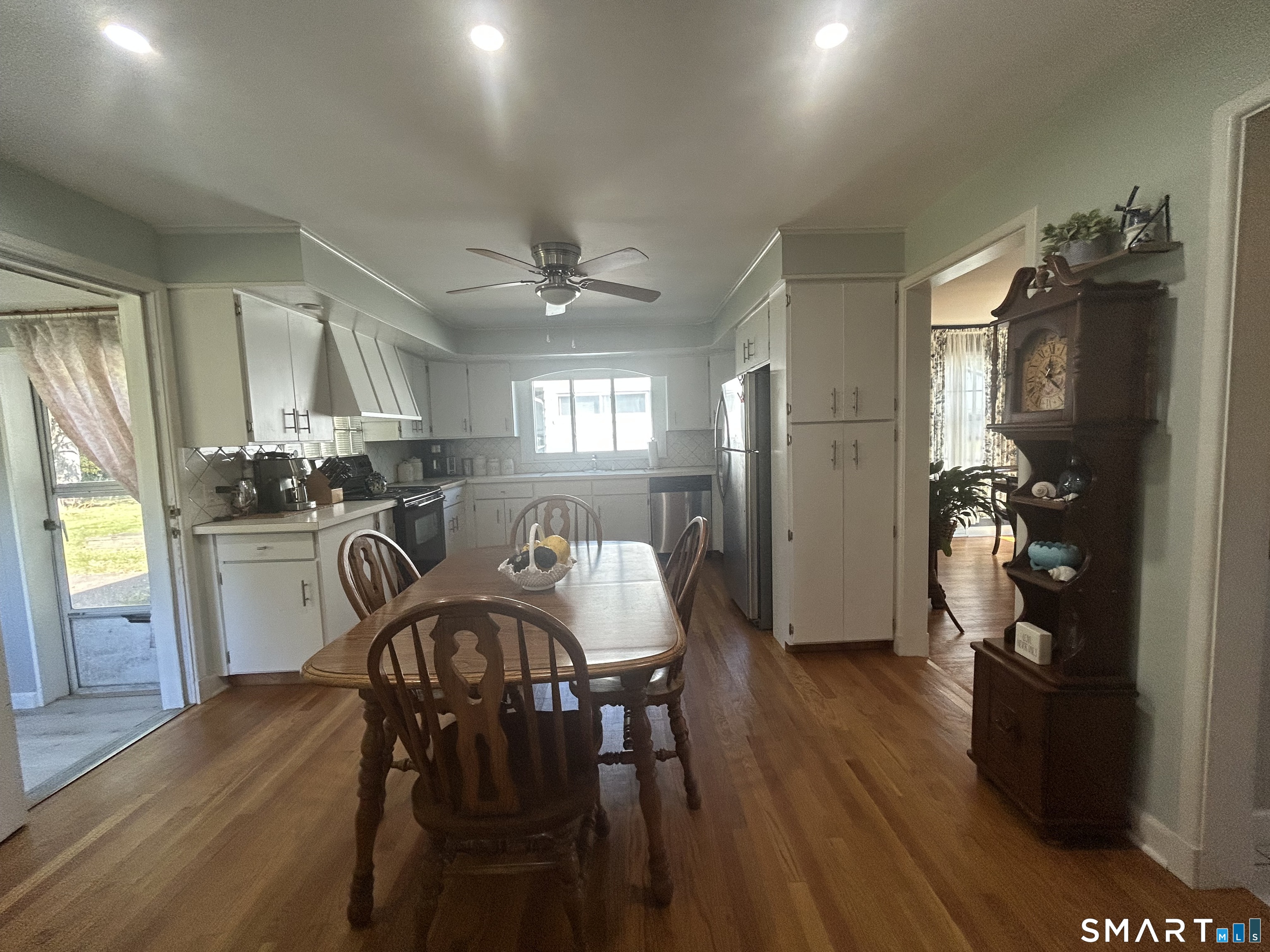 66 Hickory Road photo 10