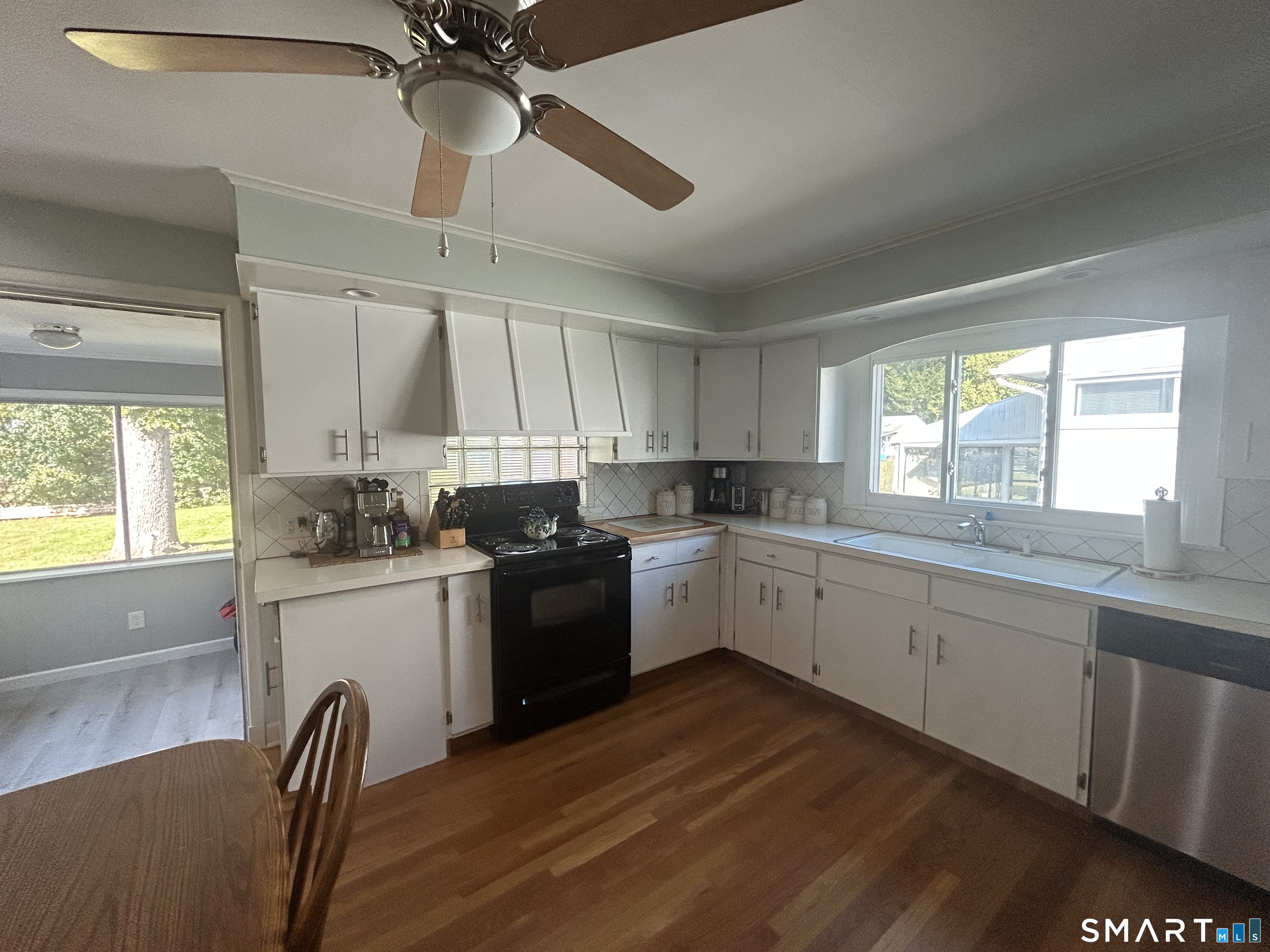 66 Hickory Road photo 12