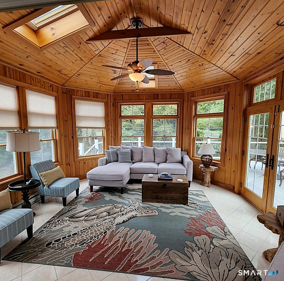 325 River Road photo 19