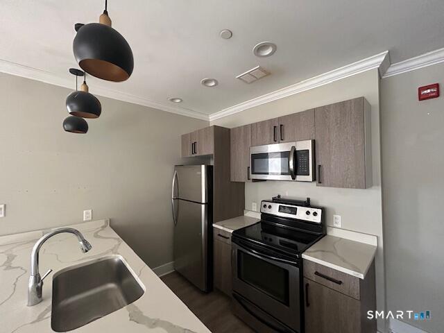 103 prospect Street, Stamford, Connecticut photo 1