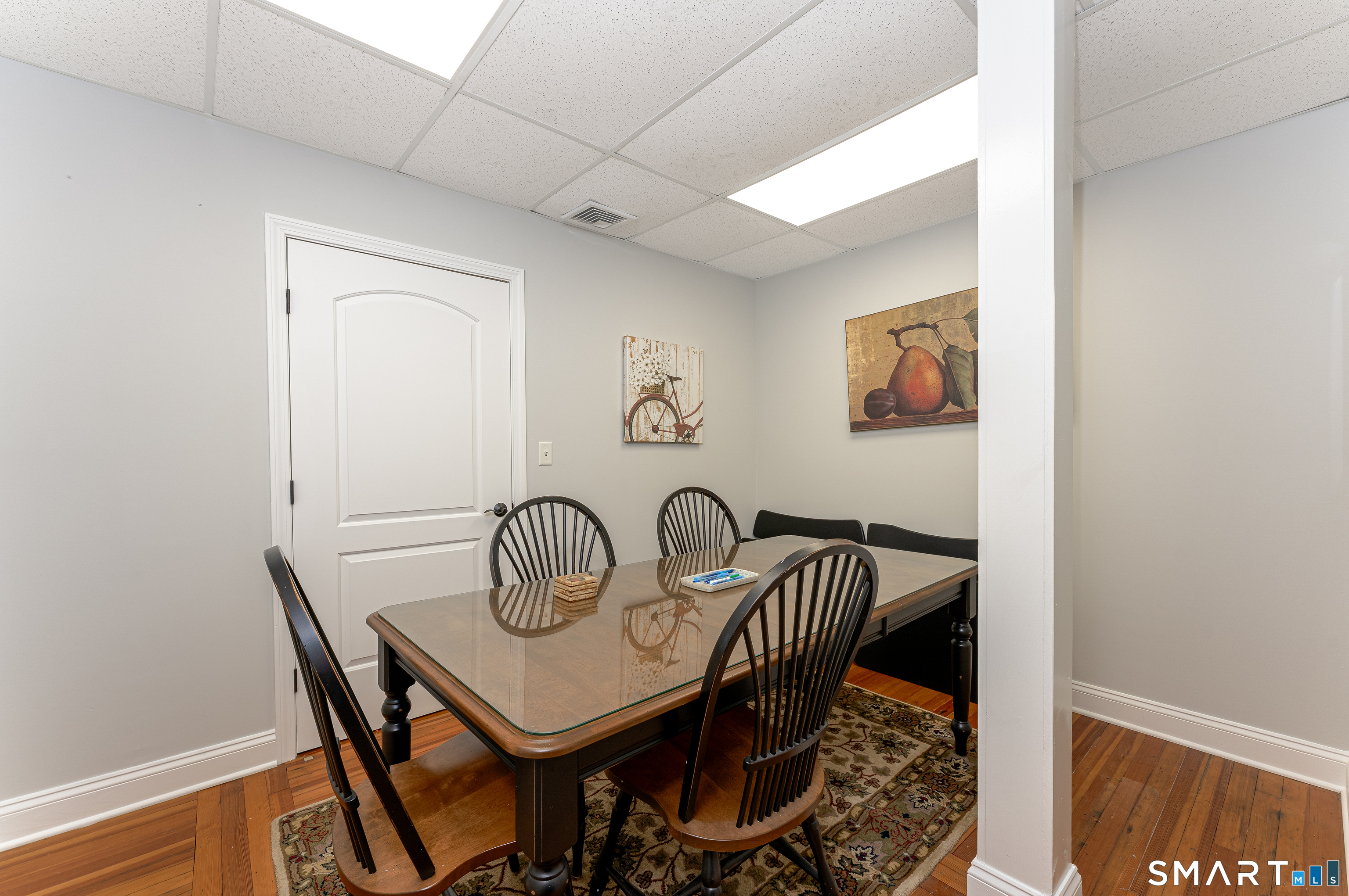 1 Whitney Avenue photo 7