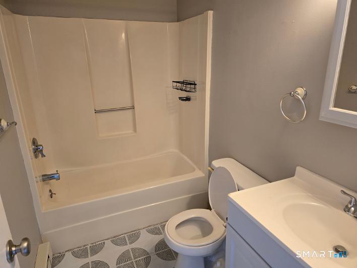 1568 Meriden Road Unit #1D photo 6