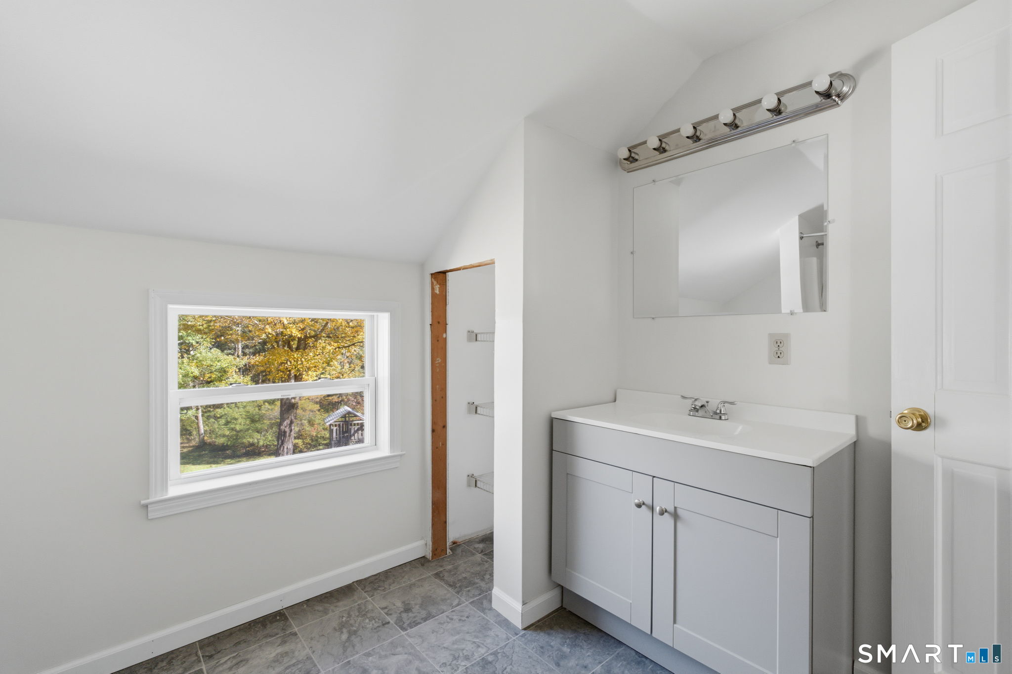 2380 Newfield Road photo 17