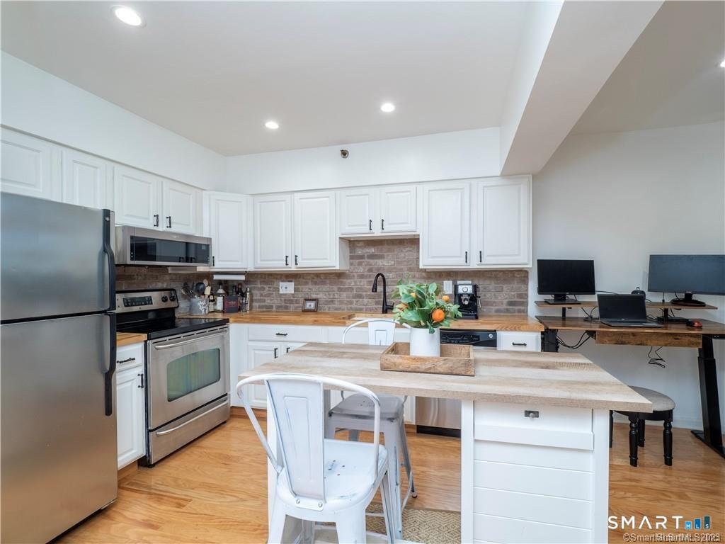 25 Grand Street, Norwalk, Connecticut photo 4