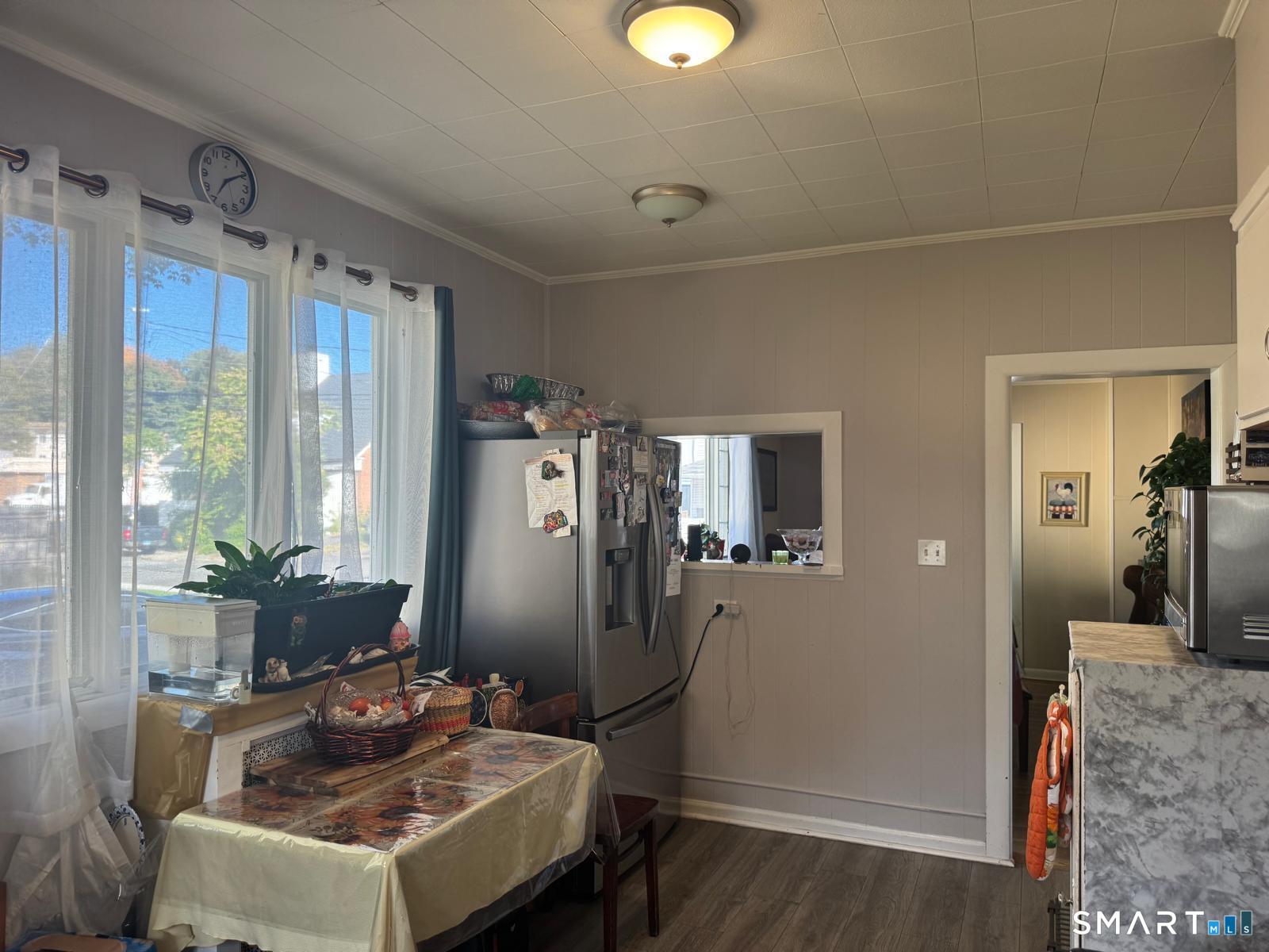 Foto 6 de Apartamento en renta en 15 Rose Street #1, Stamford, CT — $3,200/mes