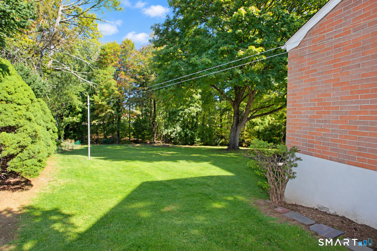 82 Sunbright Drive North photo 26