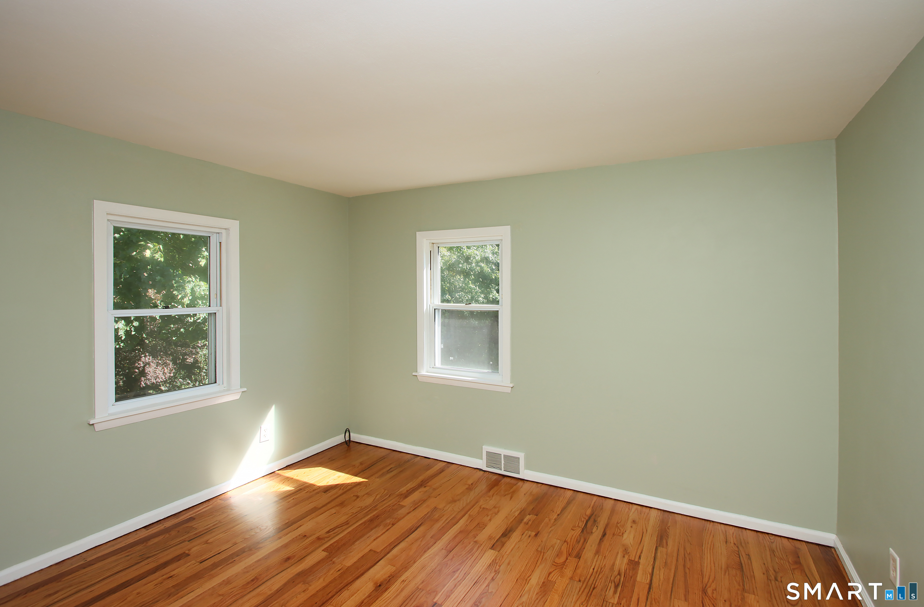 82 Sunbright Drive North photo 15