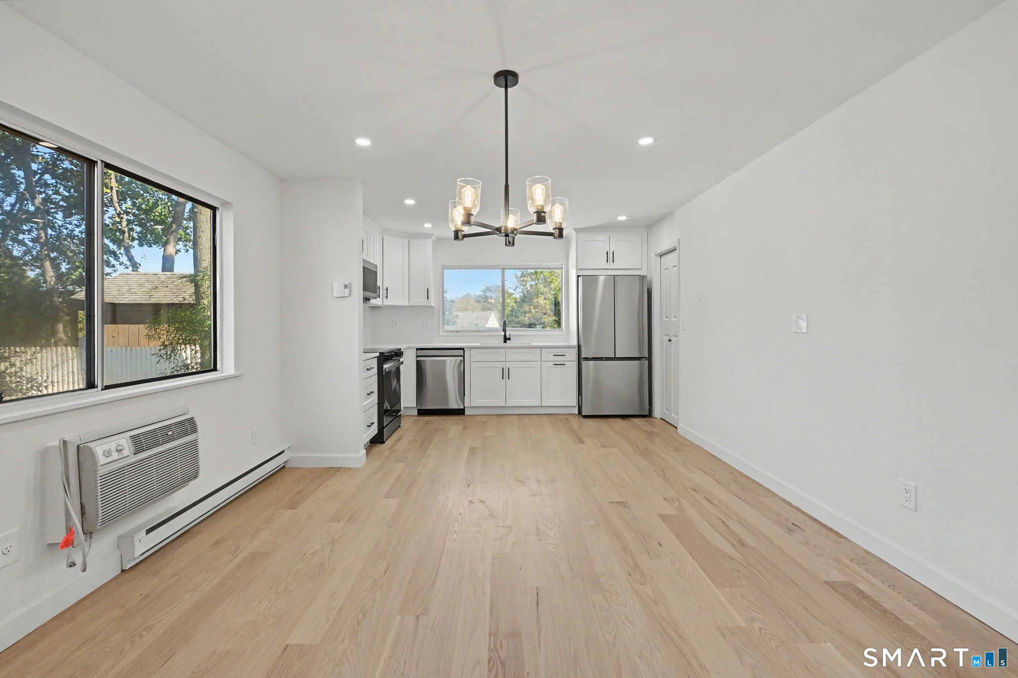 Photo 4 of Townhouse for sale at 201 Highview Ave #A1, Stamford, CT 06907 | MLS# 24209126 | Listing updated on 2026-10-08