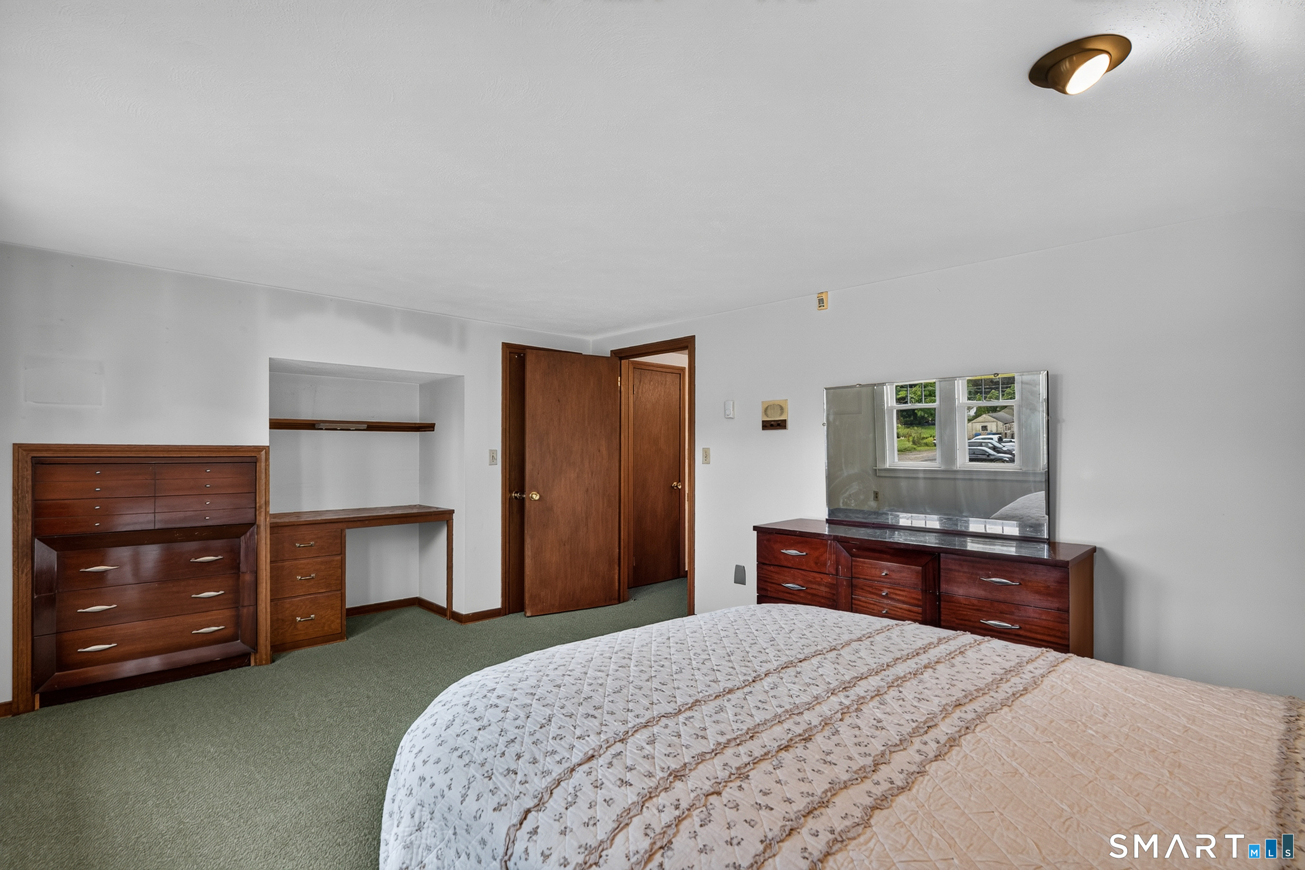 9 Tolland Stage Road, Tolland, CT 06084