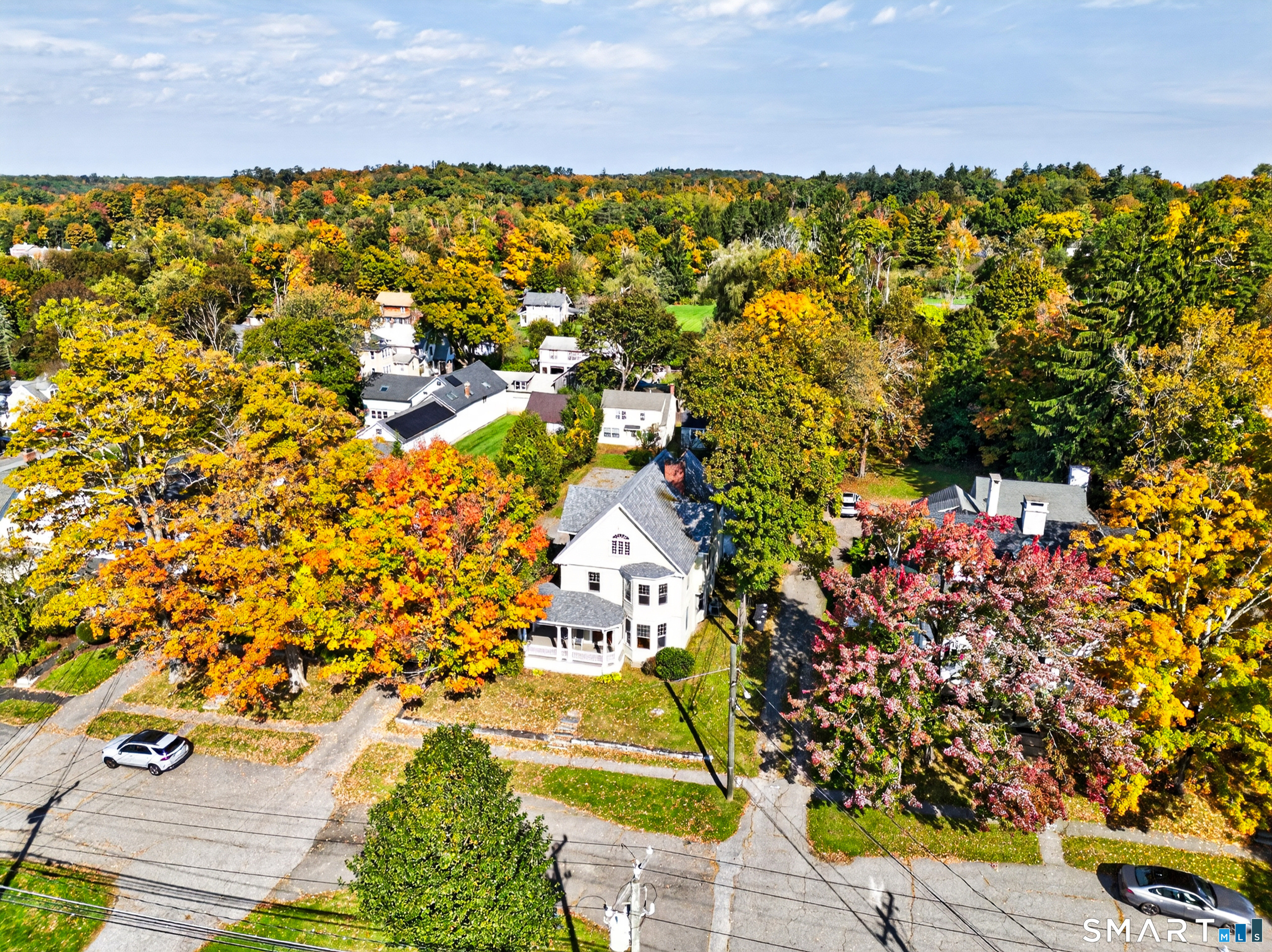 Photo 1 of Multi family home for sale at 86 90 West St, Litchfield, CT 06759 | MLS# 24210707 | Listing updated on 2026-10-08