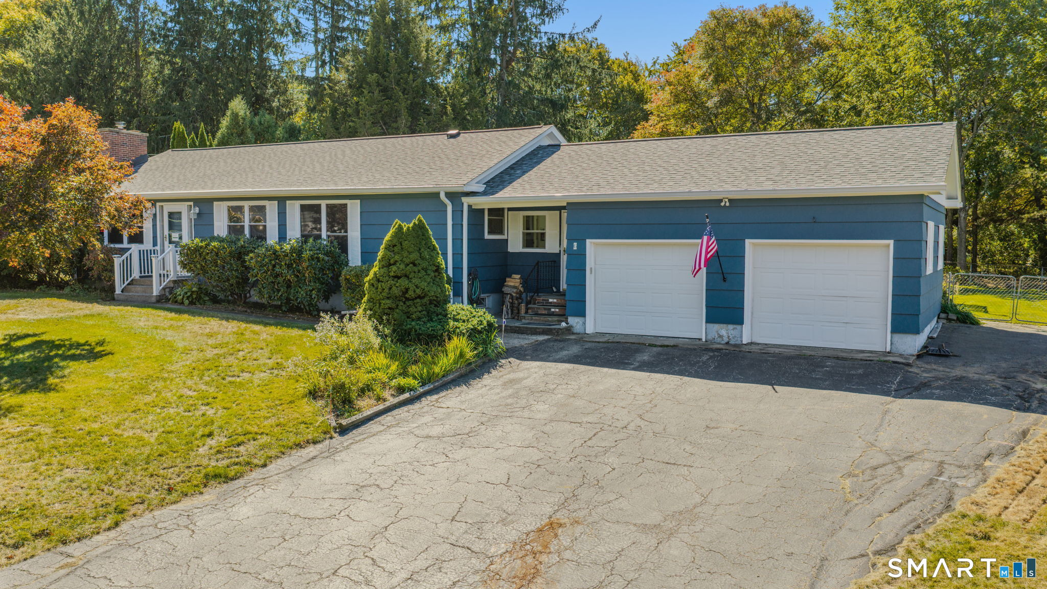 6 Nemczuk Drive, Norwich, CT 06360