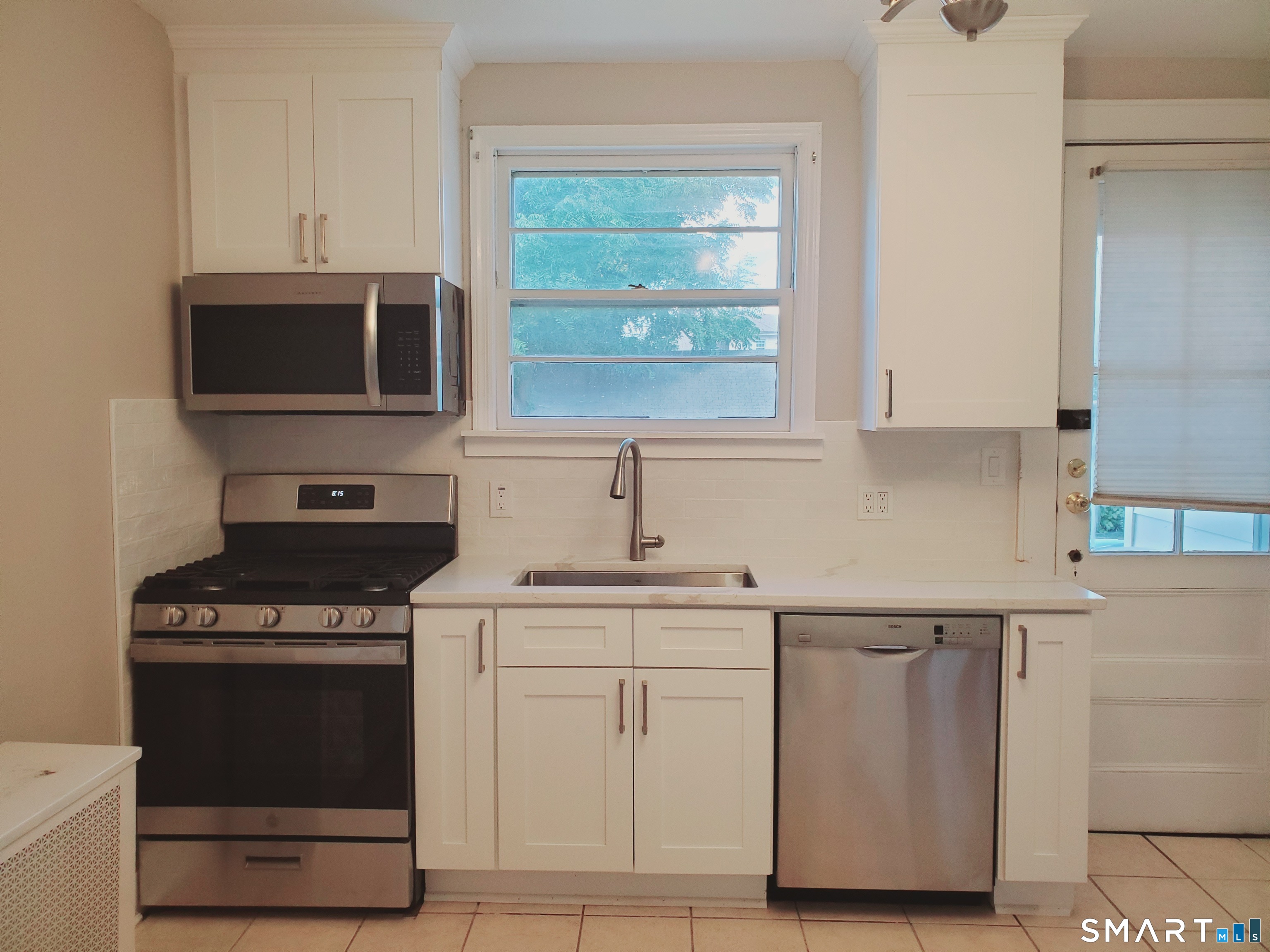 181 Strawberry Hill Avenue, Stamford, Connecticut photo 3