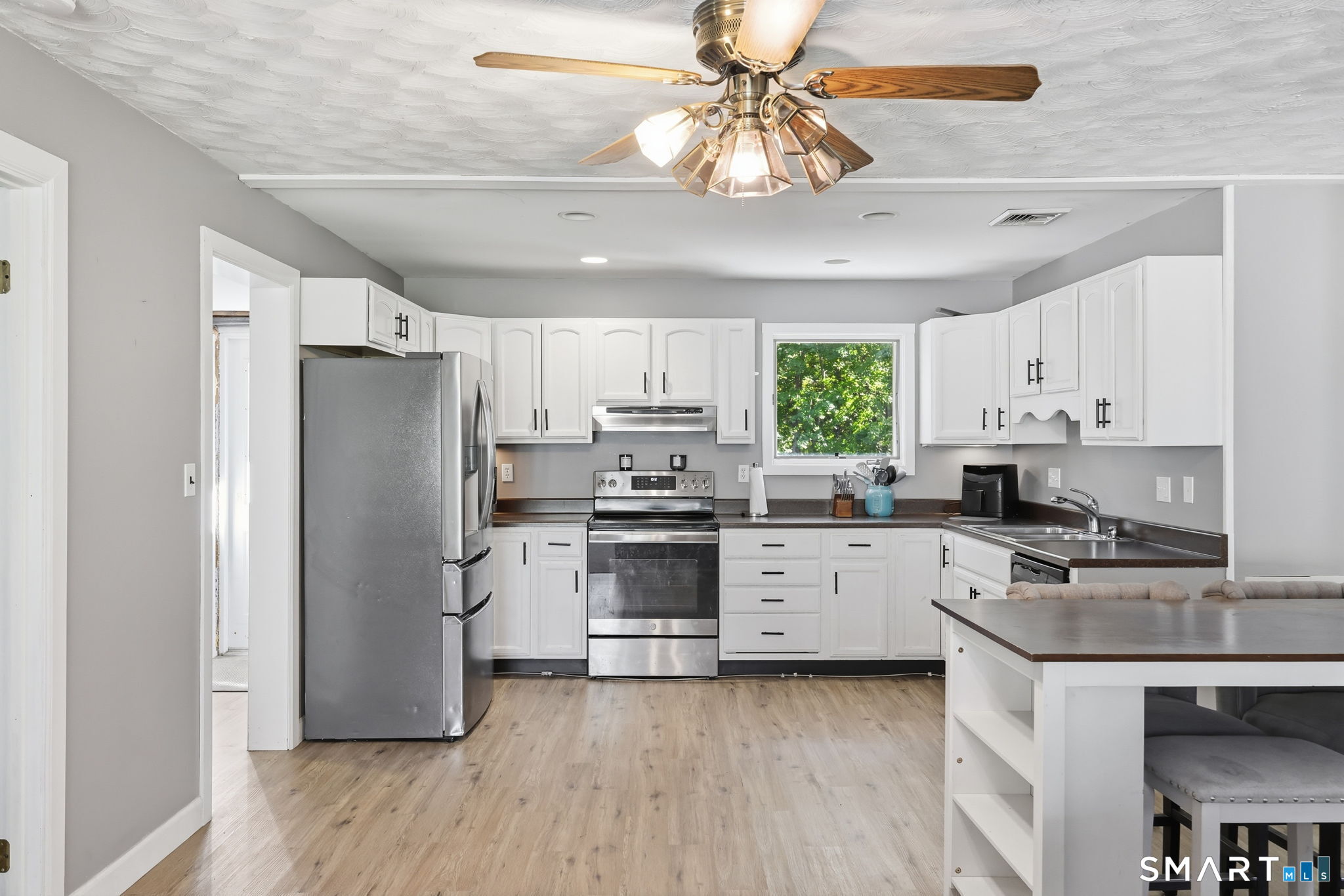 83 Prospect Hill Drive photo 11