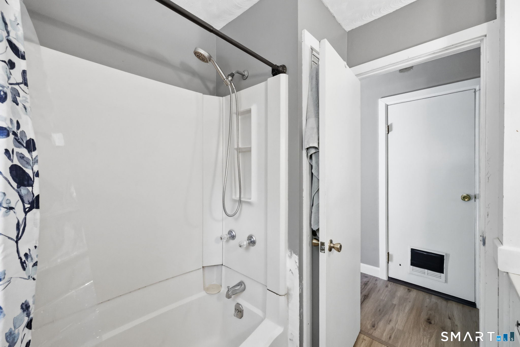 83 Prospect Hill Drive photo 24