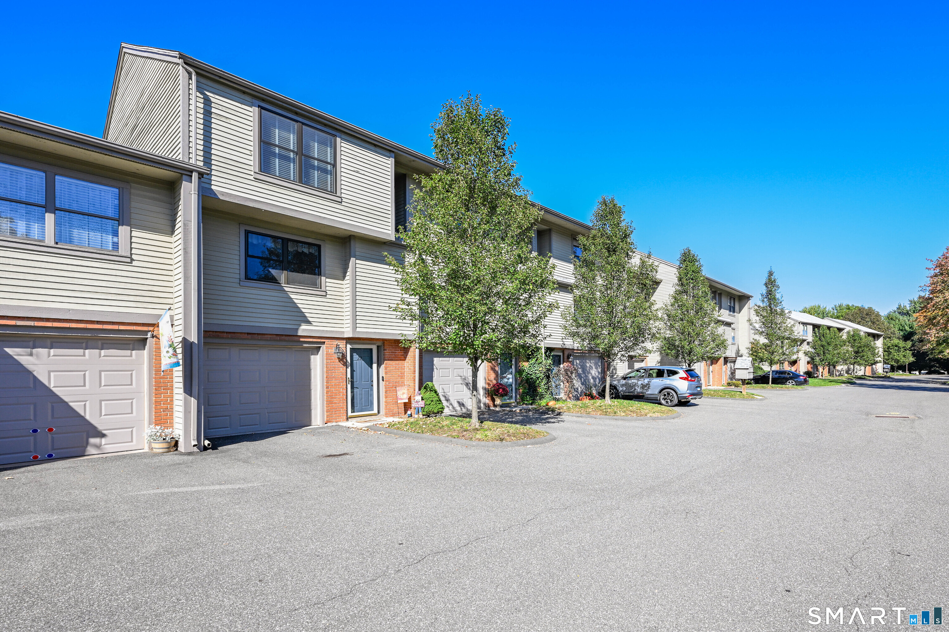 Photo 1 of Townhouse for sale at 22 Metacomet Dr, Meriden, CT 06450 | MLS# 24212920 | Listing updated on 2026-10-08