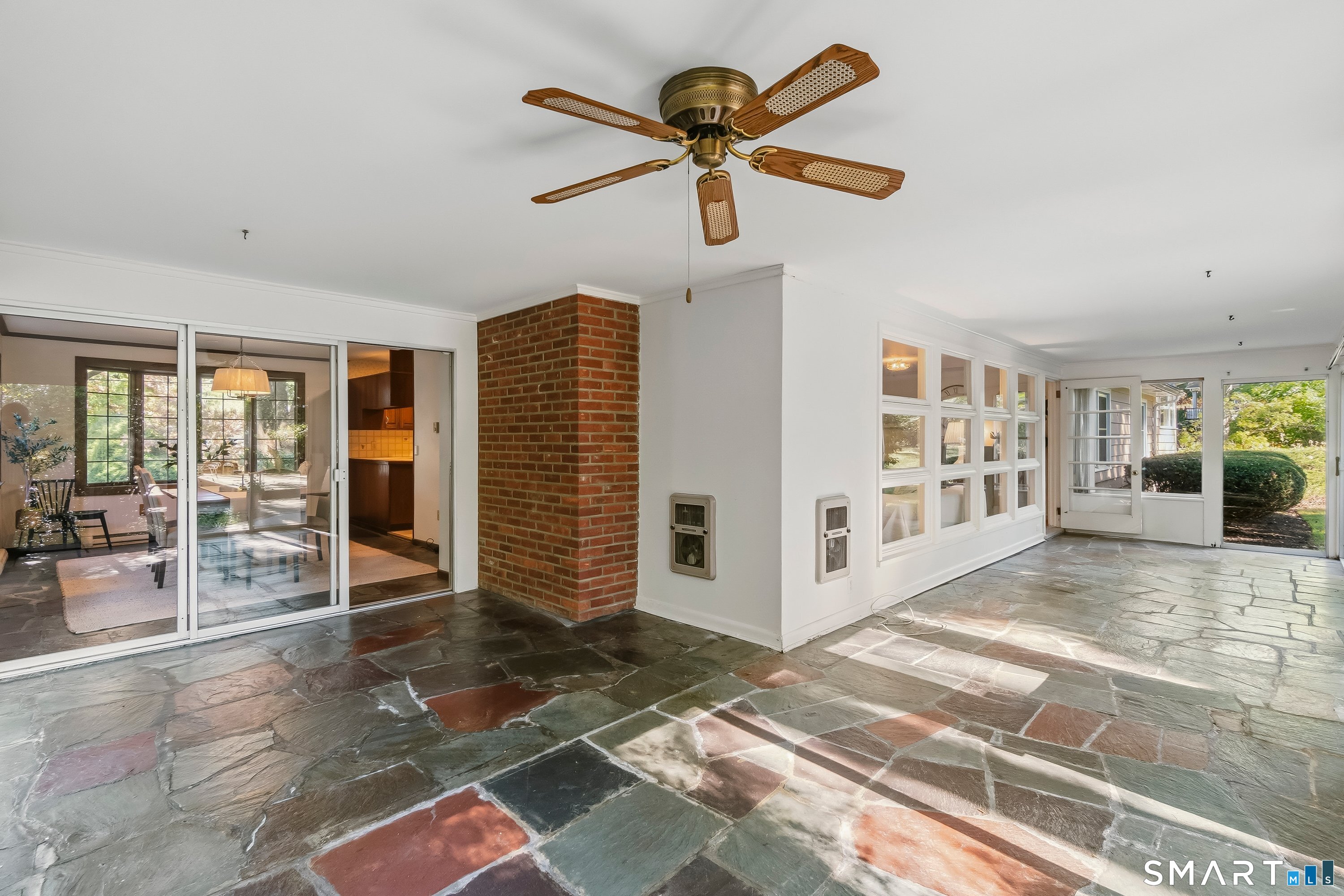 9 Chimney Point photo 23