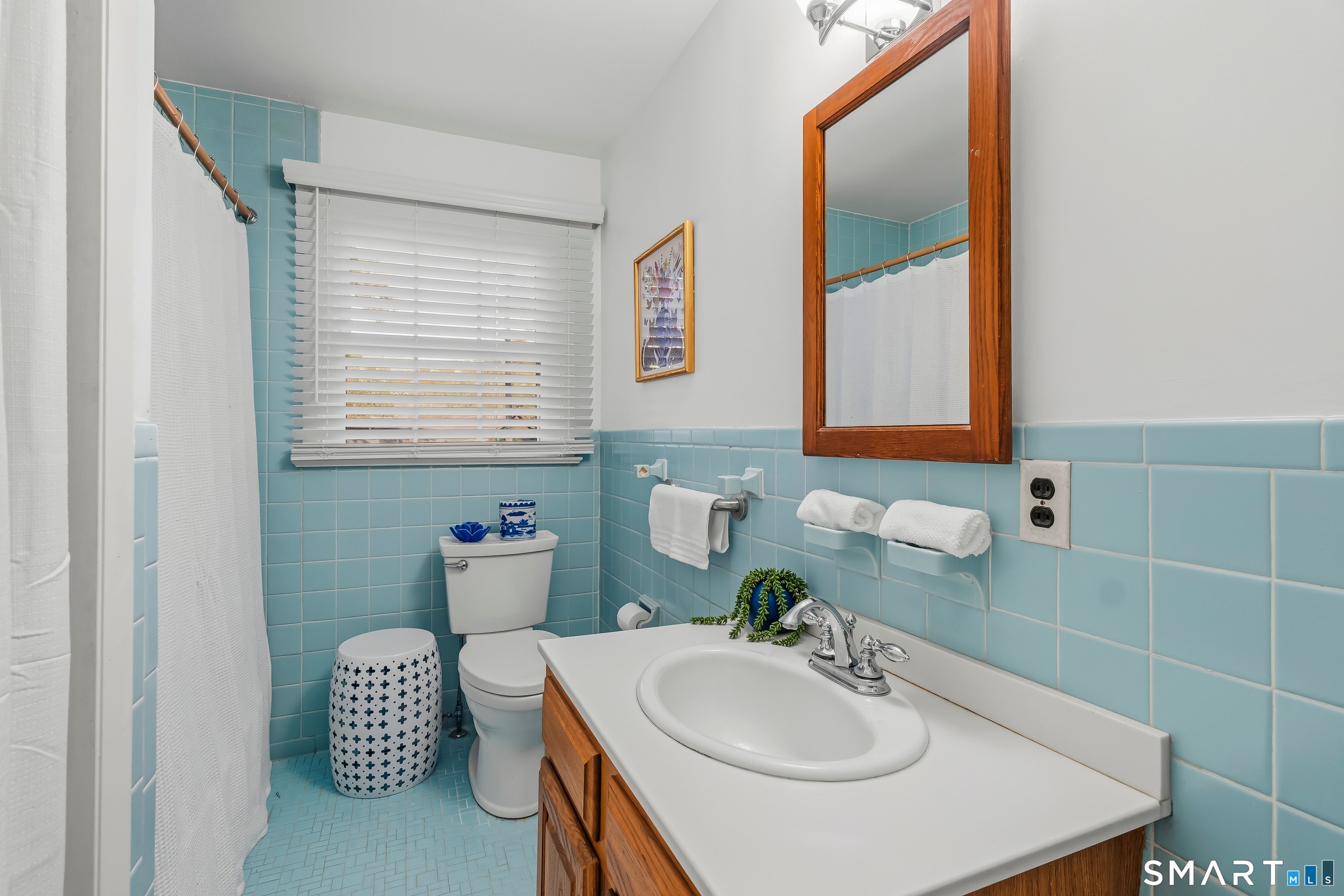 9 Chimney Point photo 15