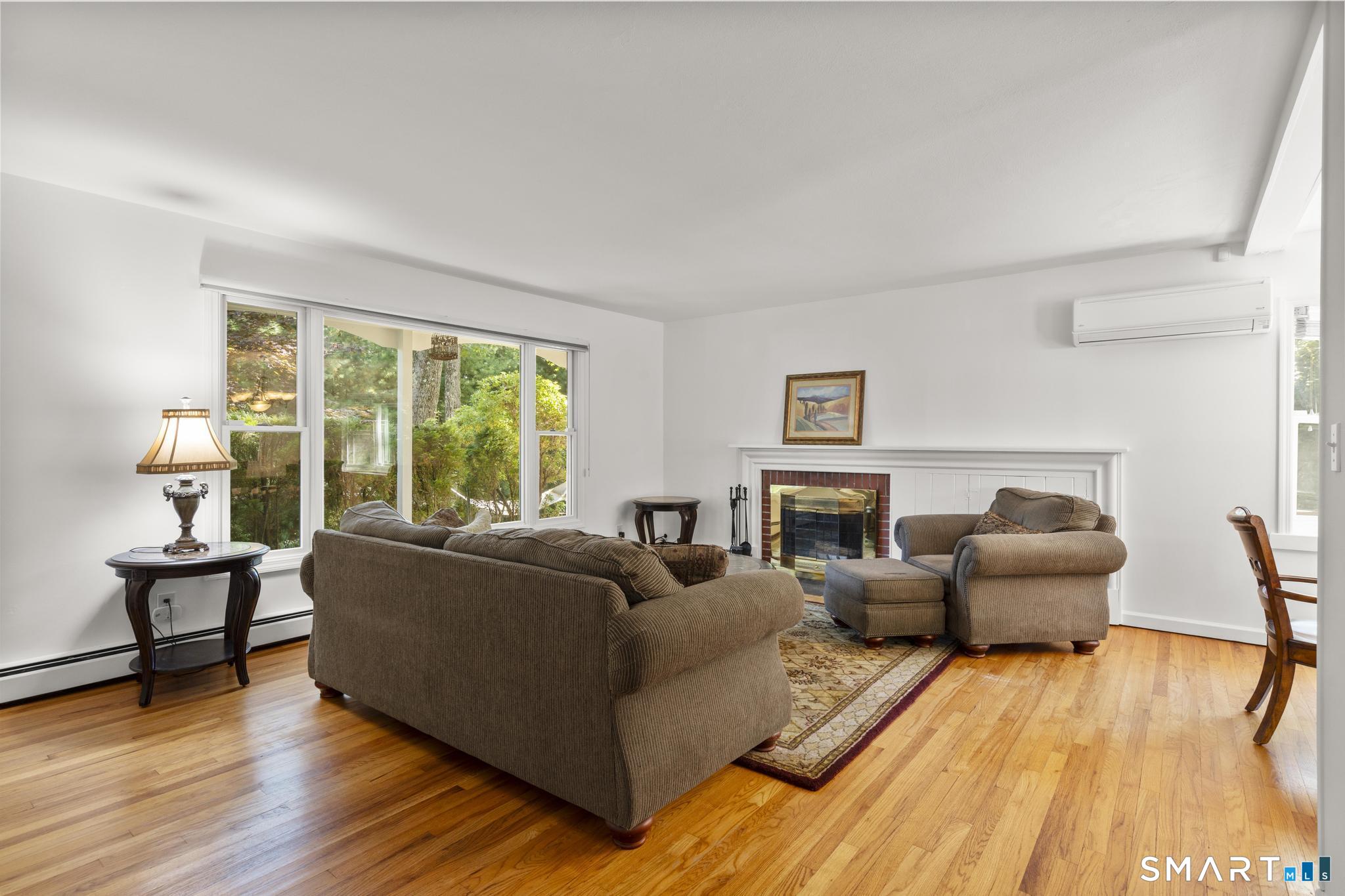 Foto 6 de Casa en venta en 6 Vanderbilt Avenue, Norwalk, CT — $995,000