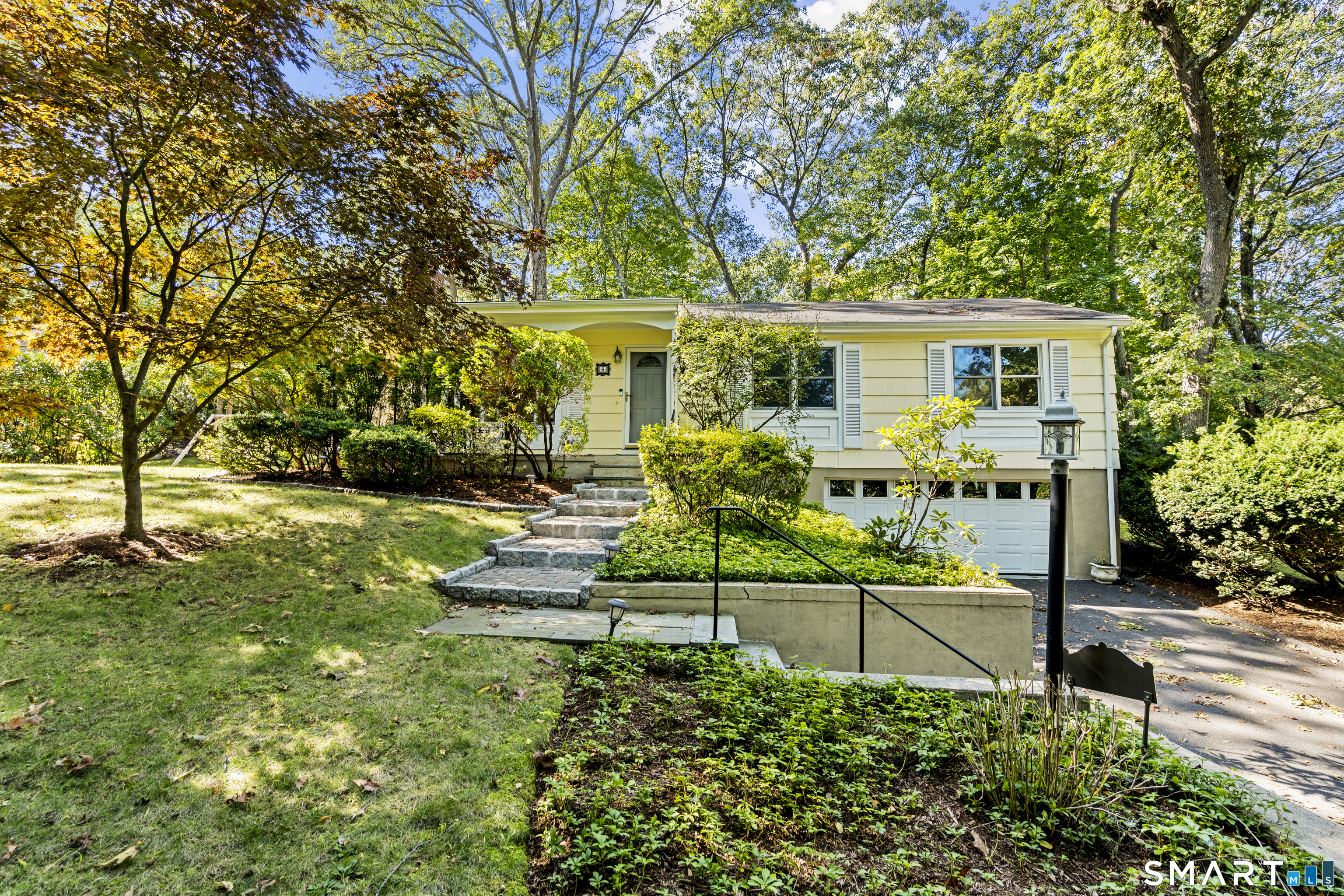 6 Vanderbilt Avenue, Norwalk, Connecticut photo 1