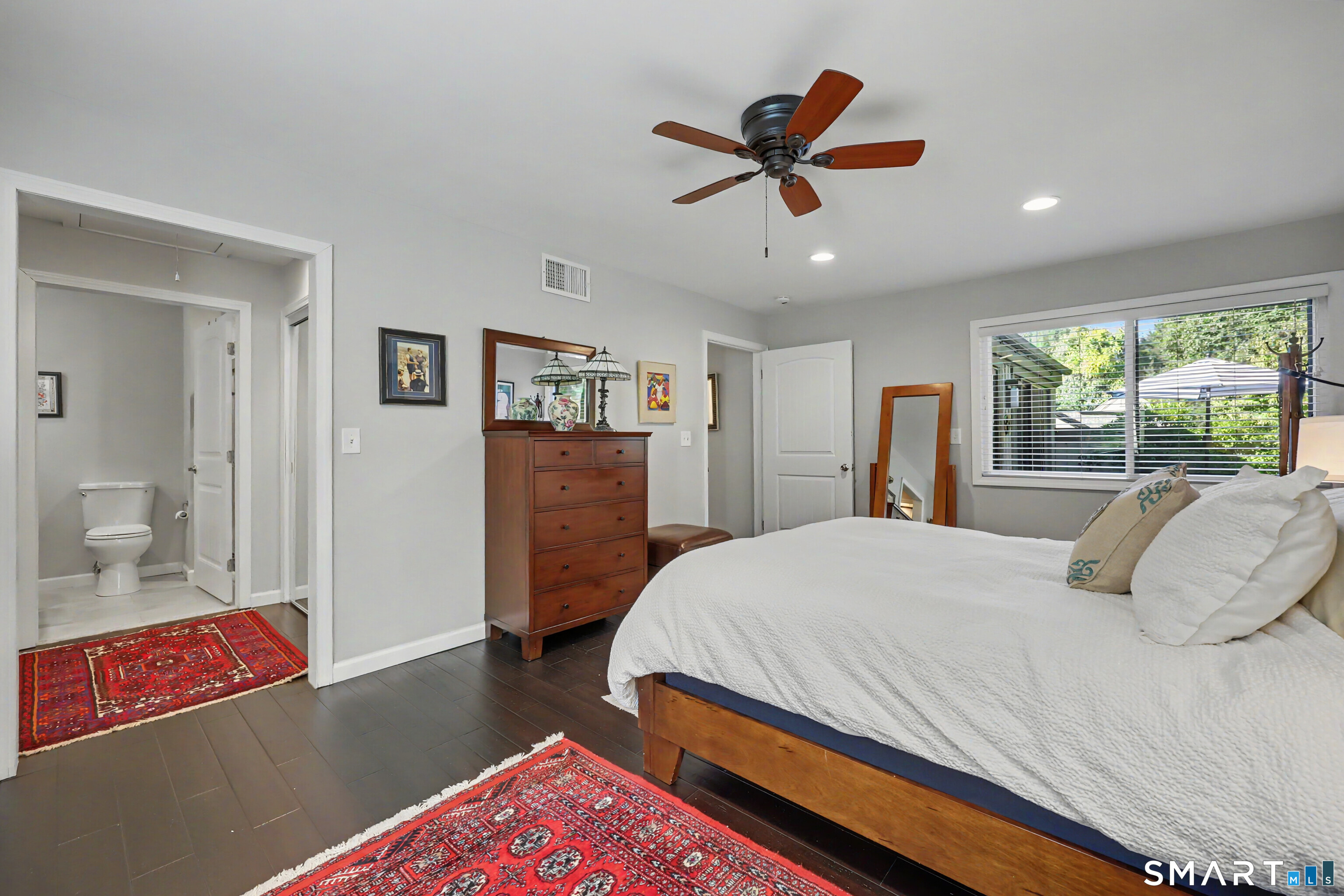 522 Heritage Village Unit #B photo 12