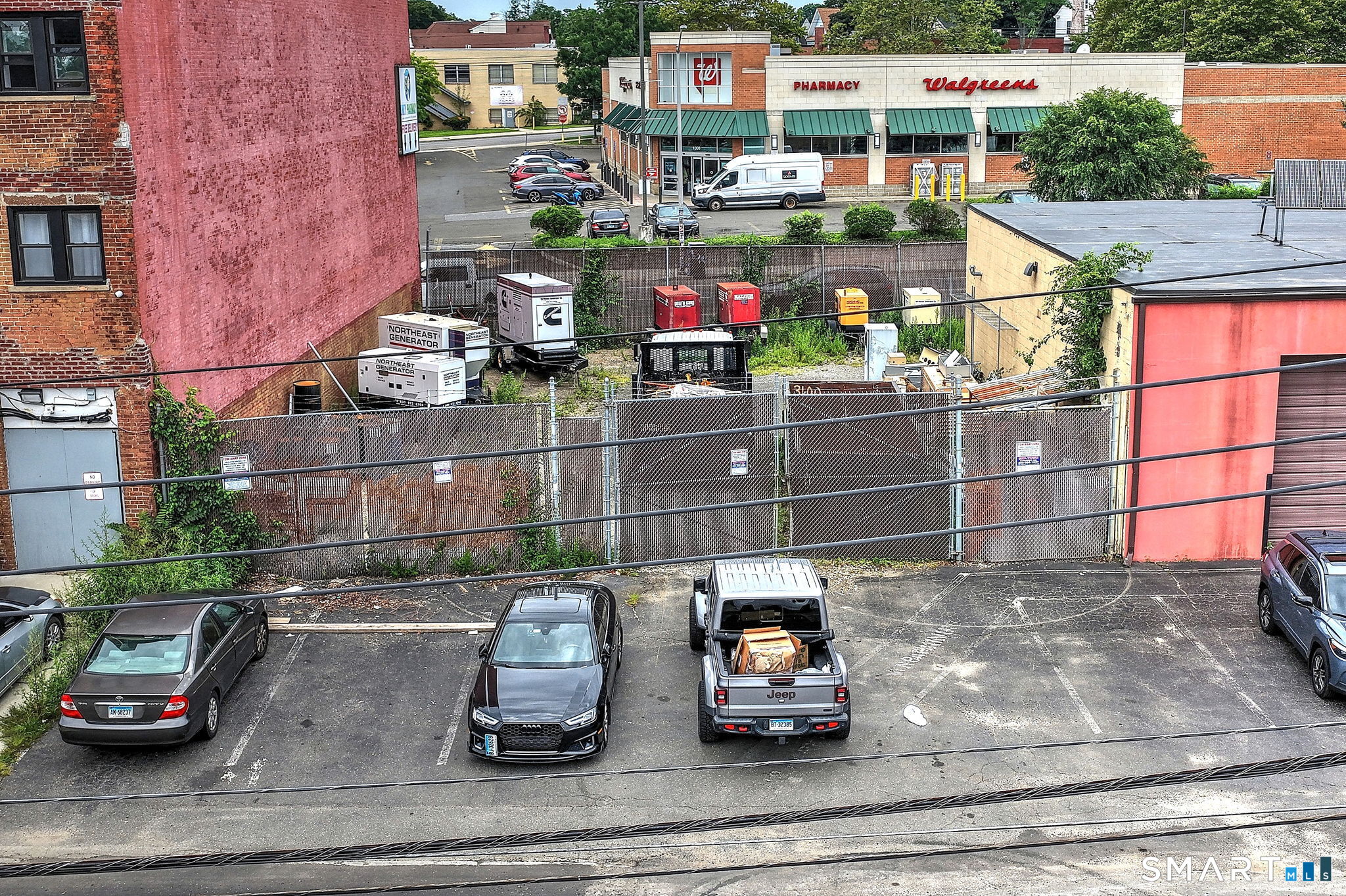 Foto 6 de Local comercial en venta en 661 Fairfield Avenue, Bridgeport, CT — $1,900,000