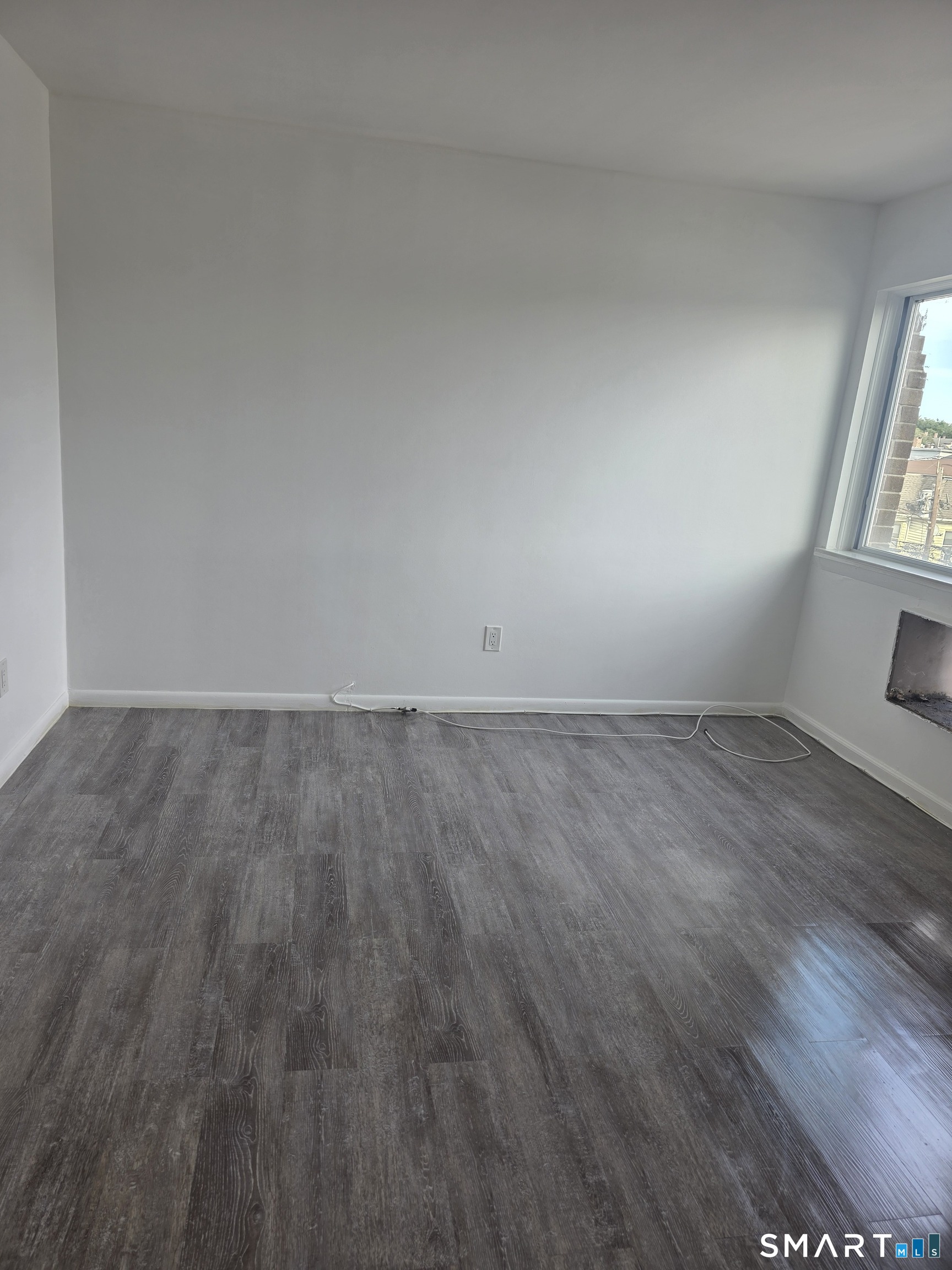 Foto 9 de Apartamento en renta en 345 Benham Avenue #C7, Bridgeport, CT — $1,350/mes