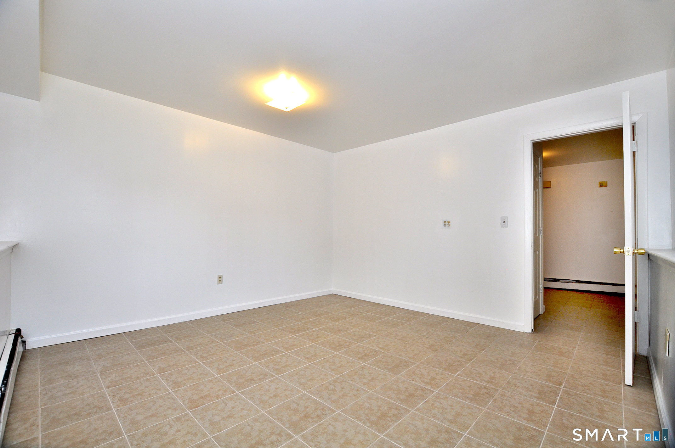 1681 Litchfield Turnpike Unit #1 photo 11