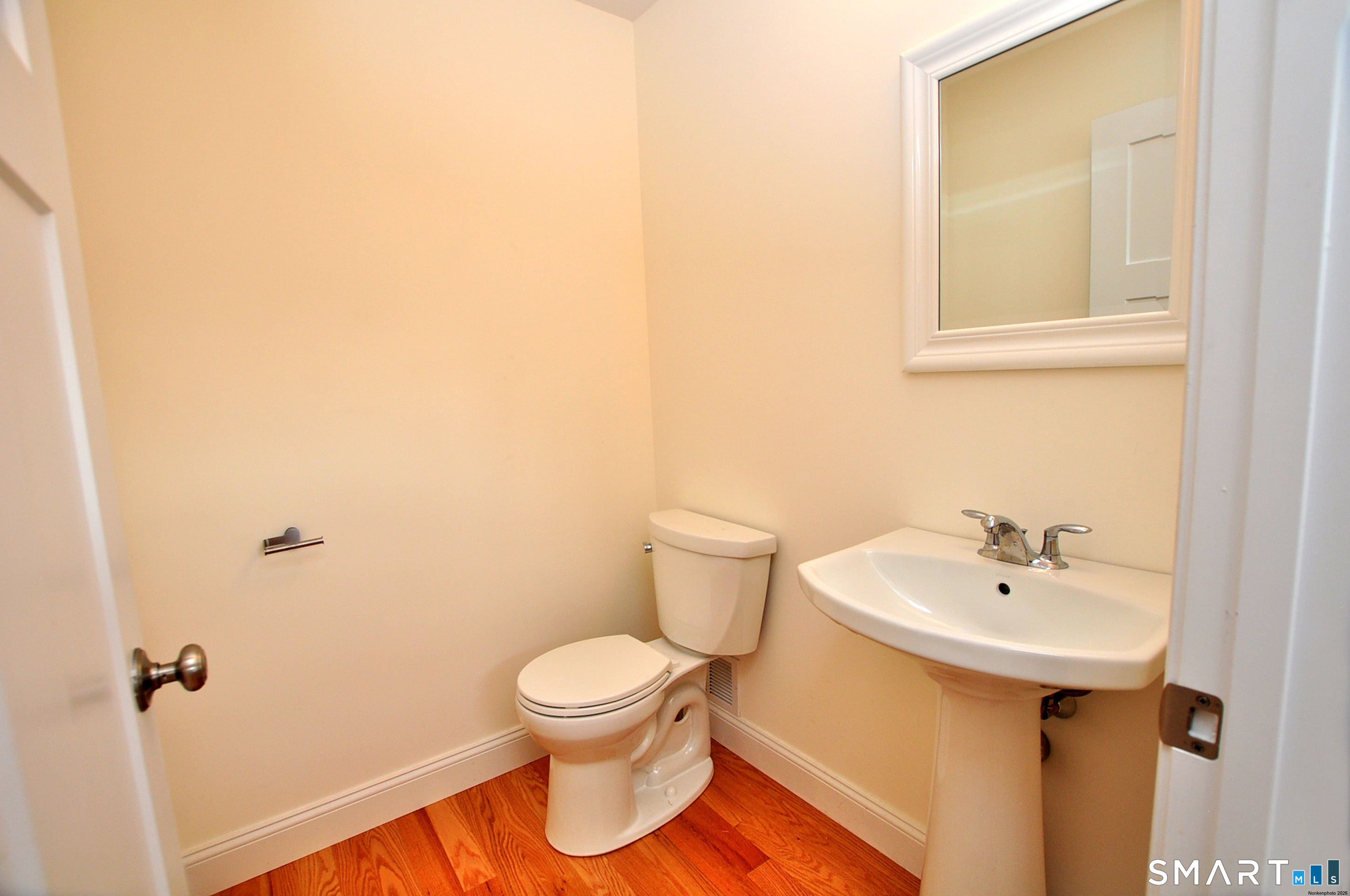 707 Old Village Circle photo 18
