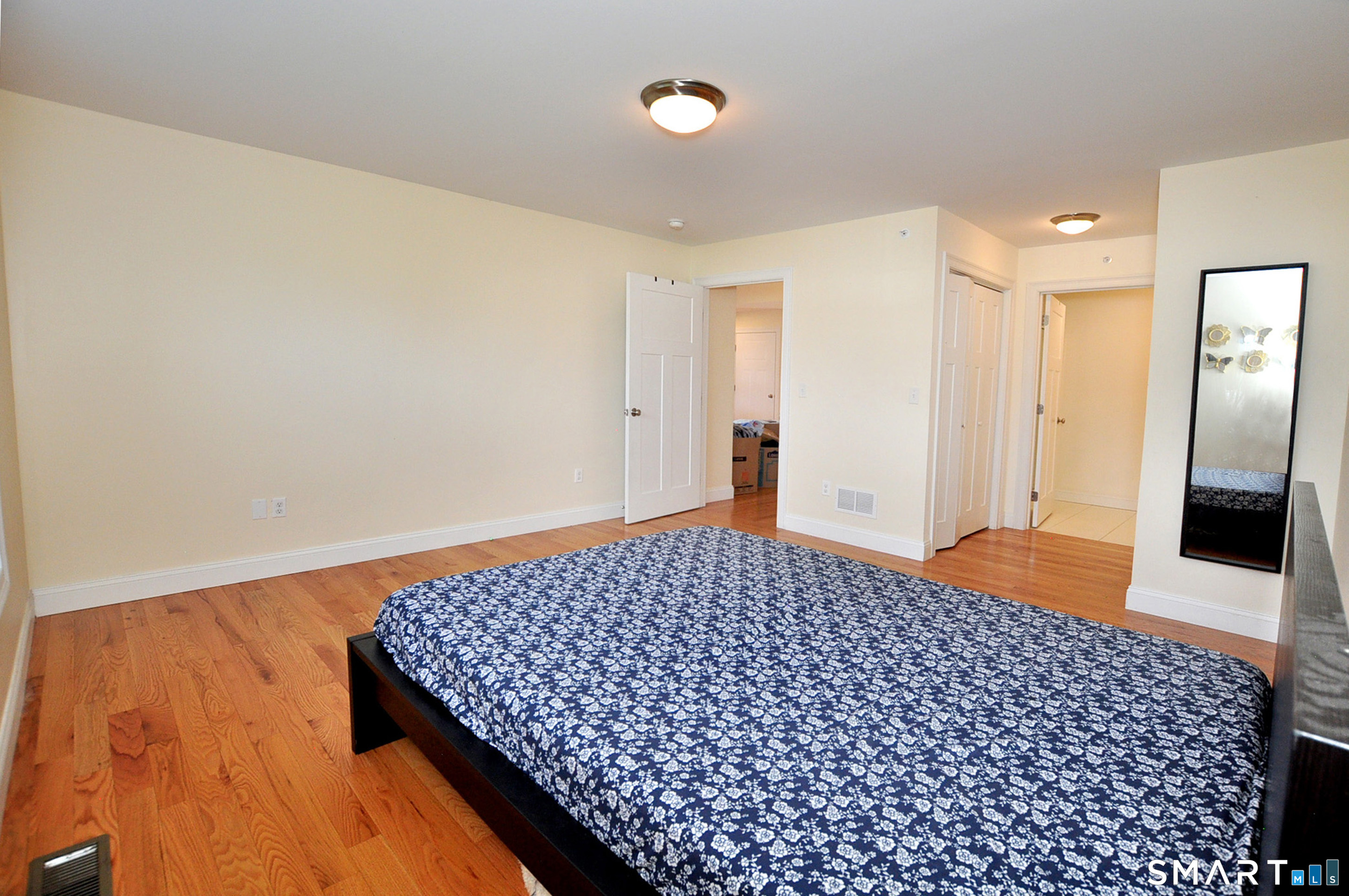 707 Old Village Circle photo 20