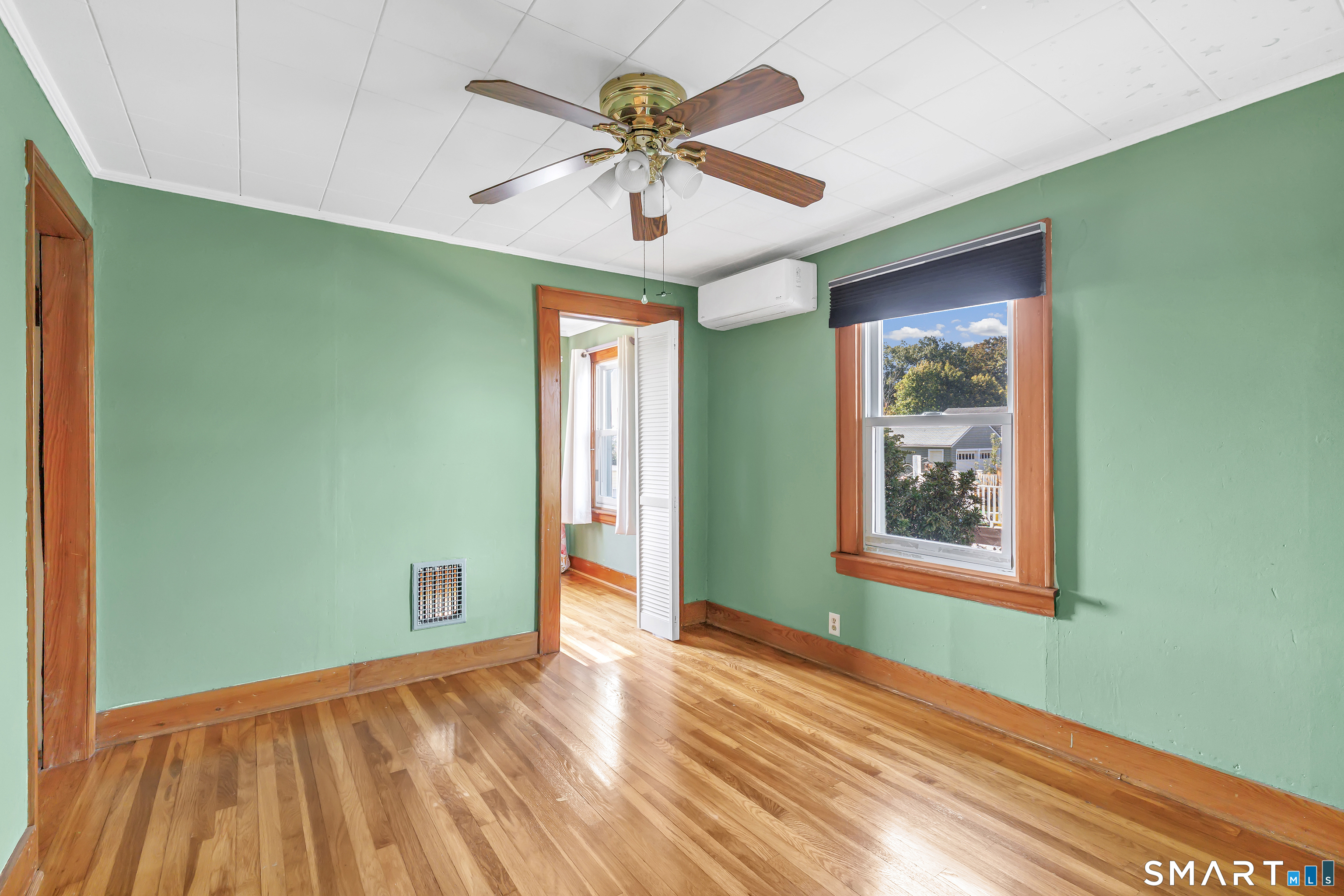 402 Patterson photo 20