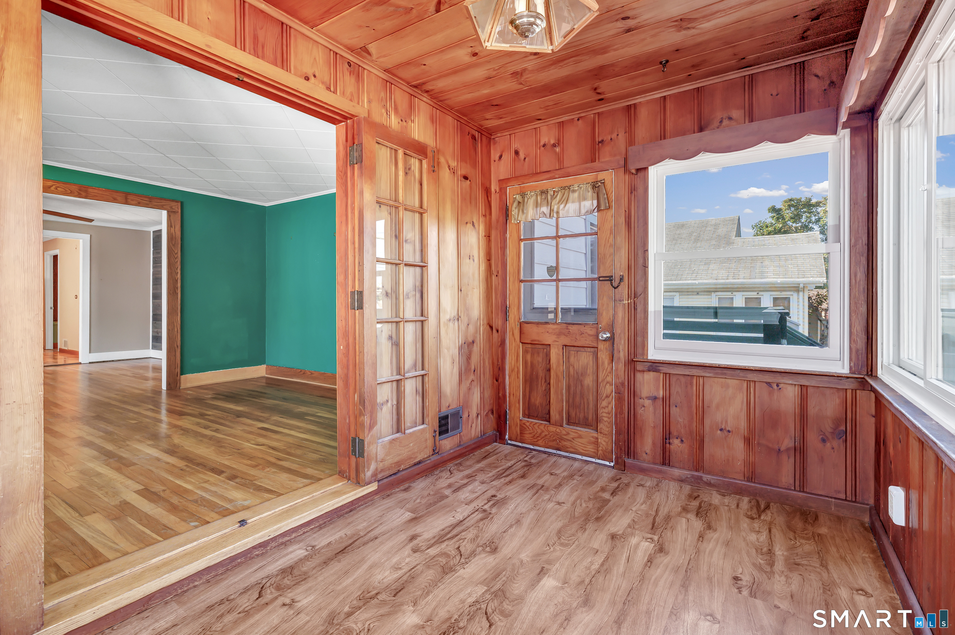 402 Patterson photo 15