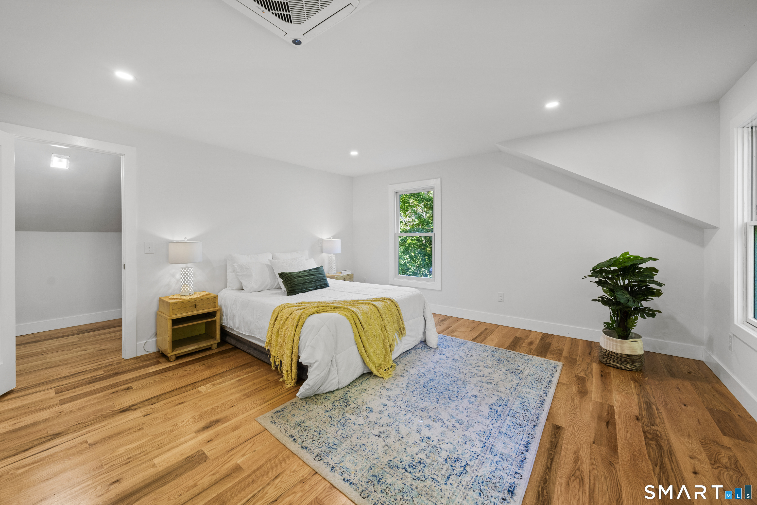 57 Walnut Street photo 28