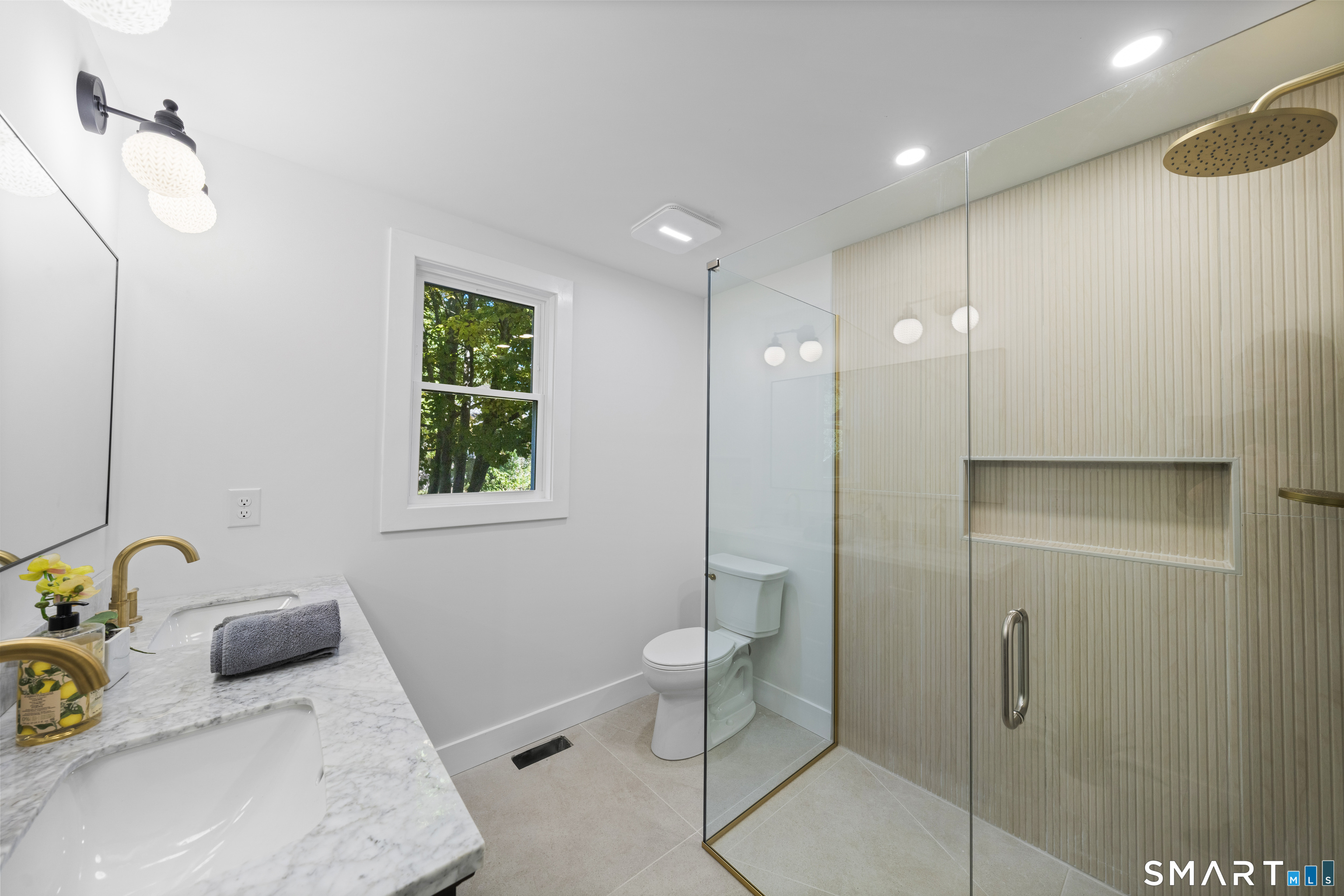 57 Walnut Street photo 14
