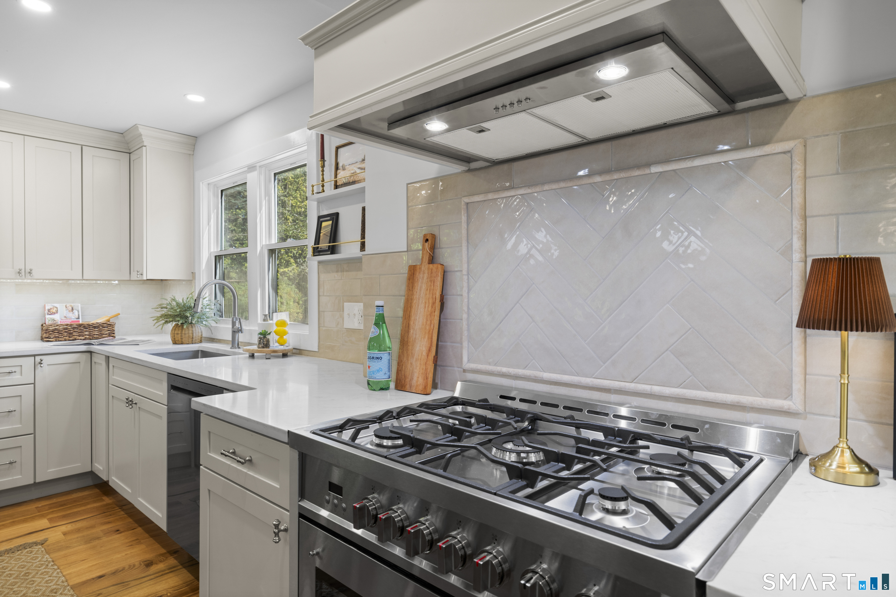 57 Walnut Street photo 24