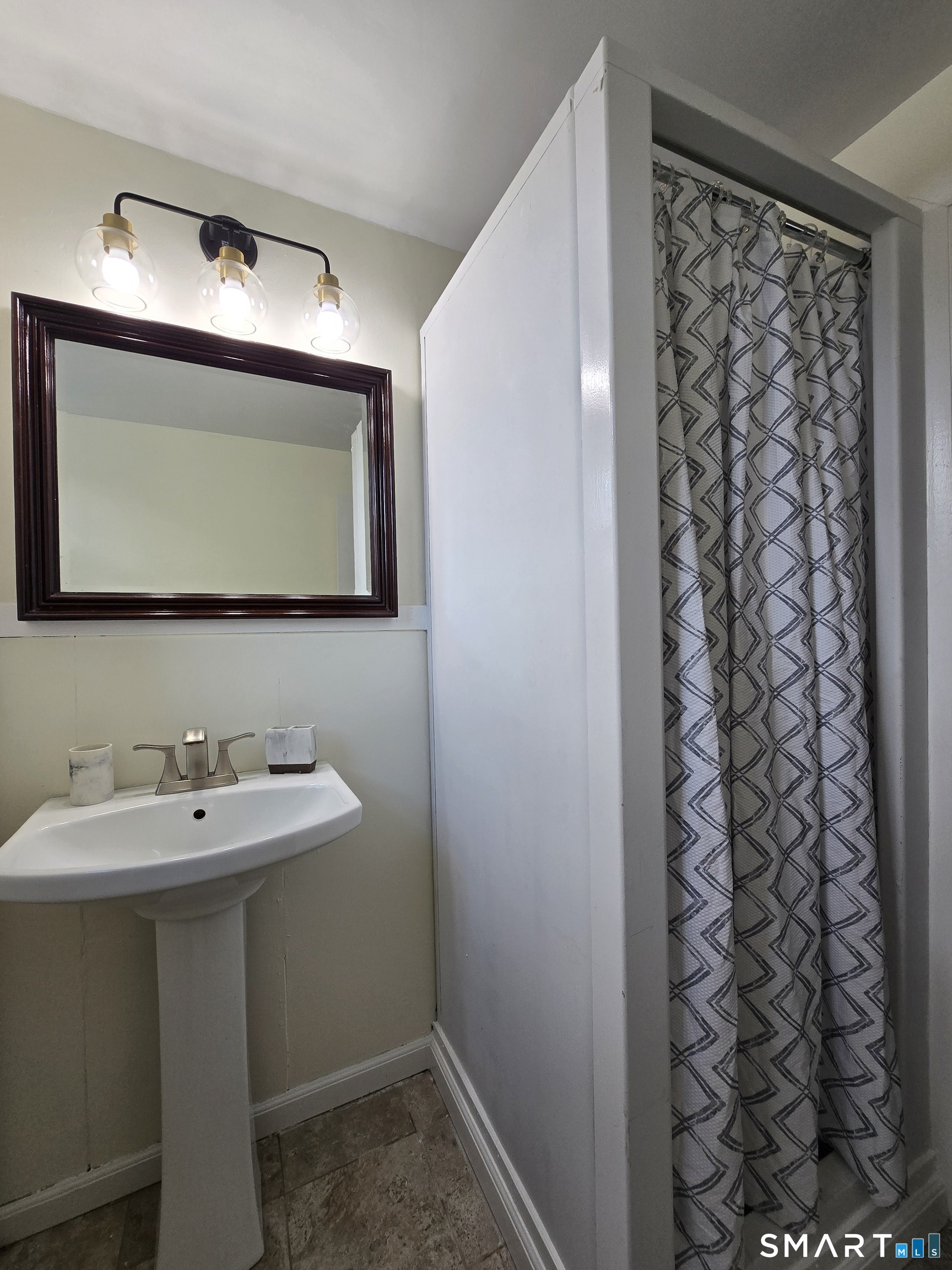 200 Forest Ridge Road photo 30