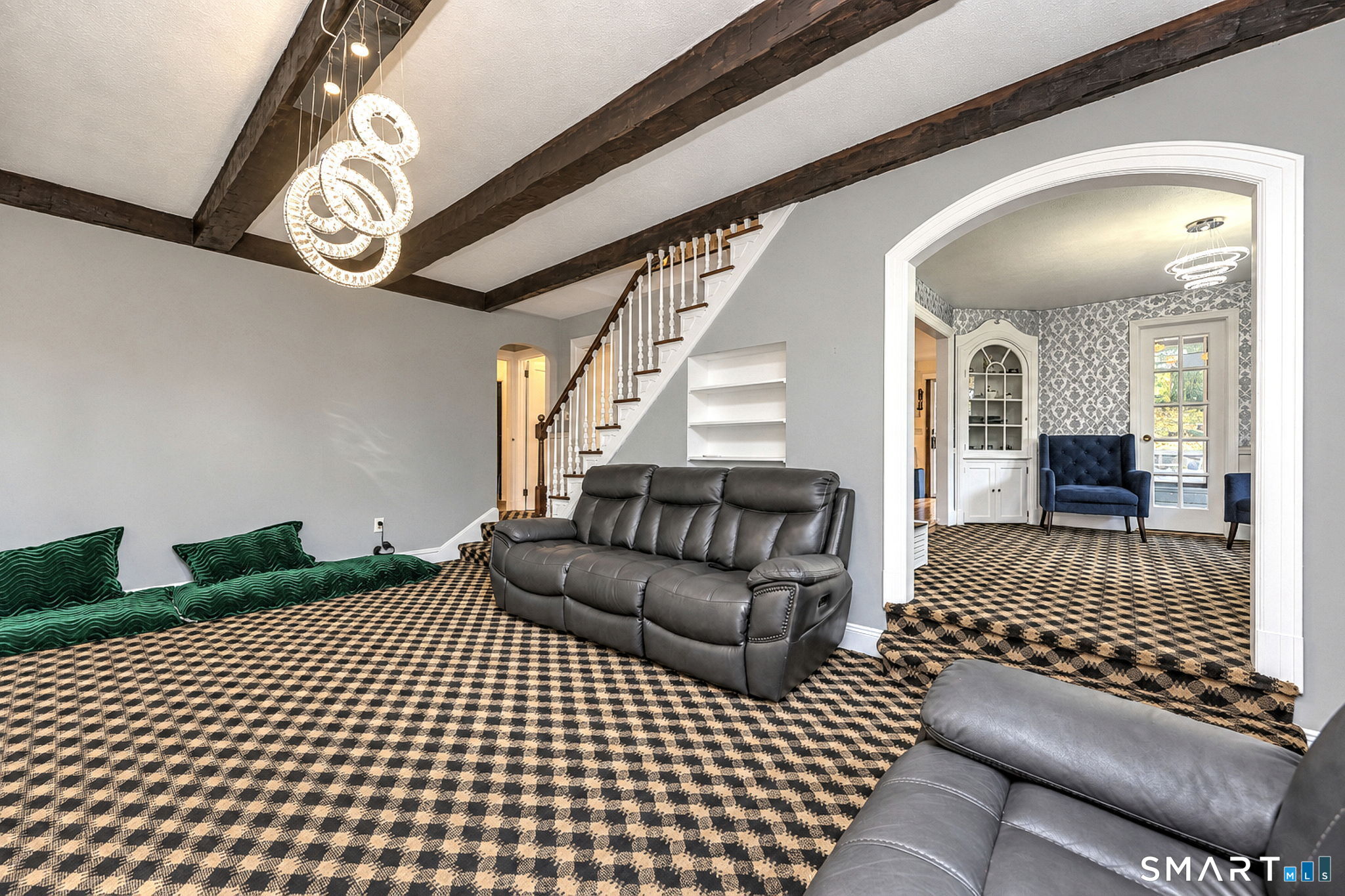 595 Prospect Road photo 10