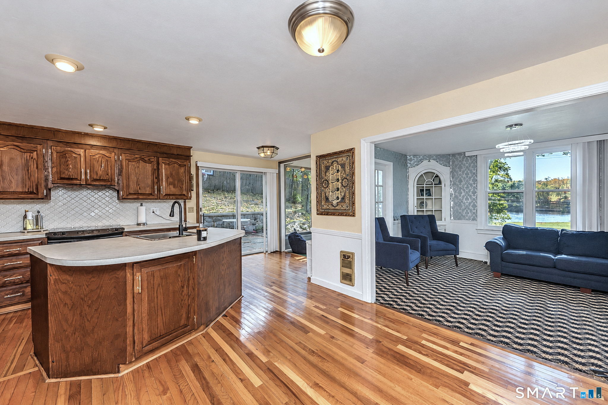 595 Prospect Road photo 14