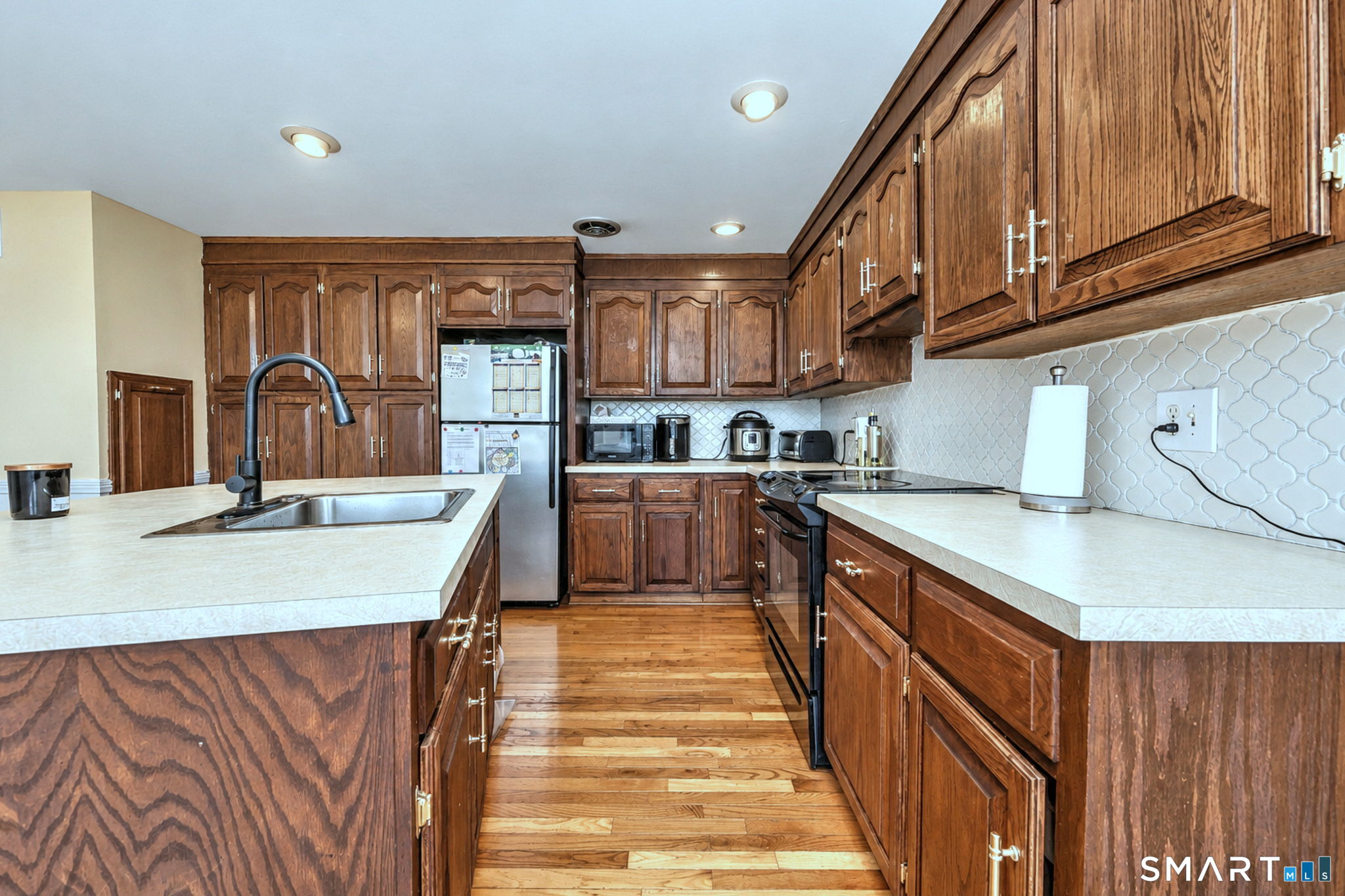 595 Prospect Road photo 17