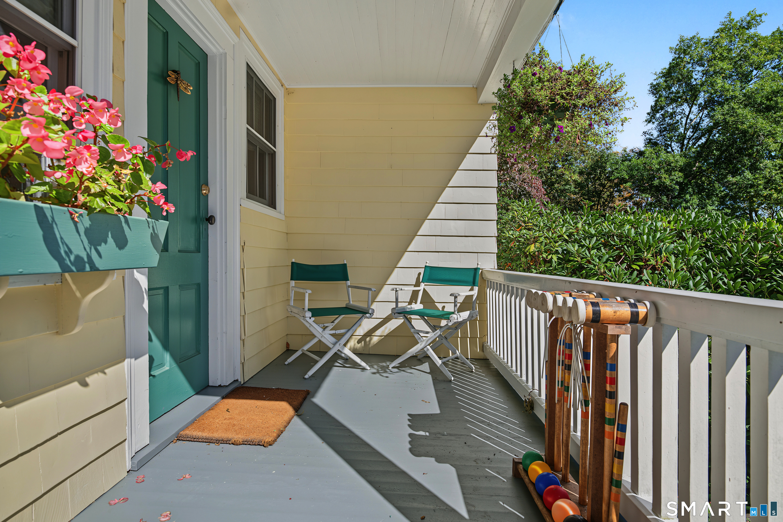 Guest Cottage Studio Porch