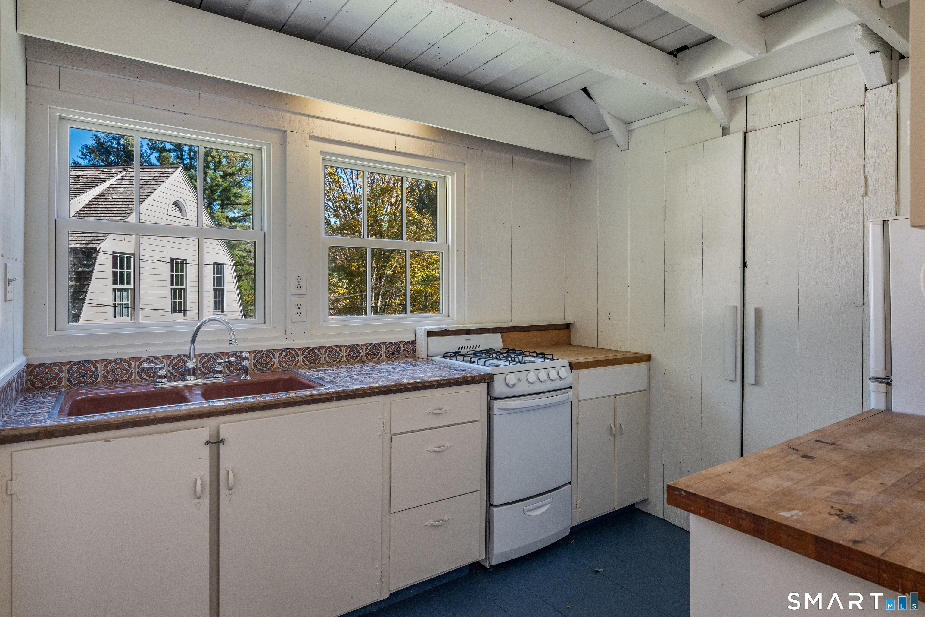 Kitchen of Garage Apartment - Studio